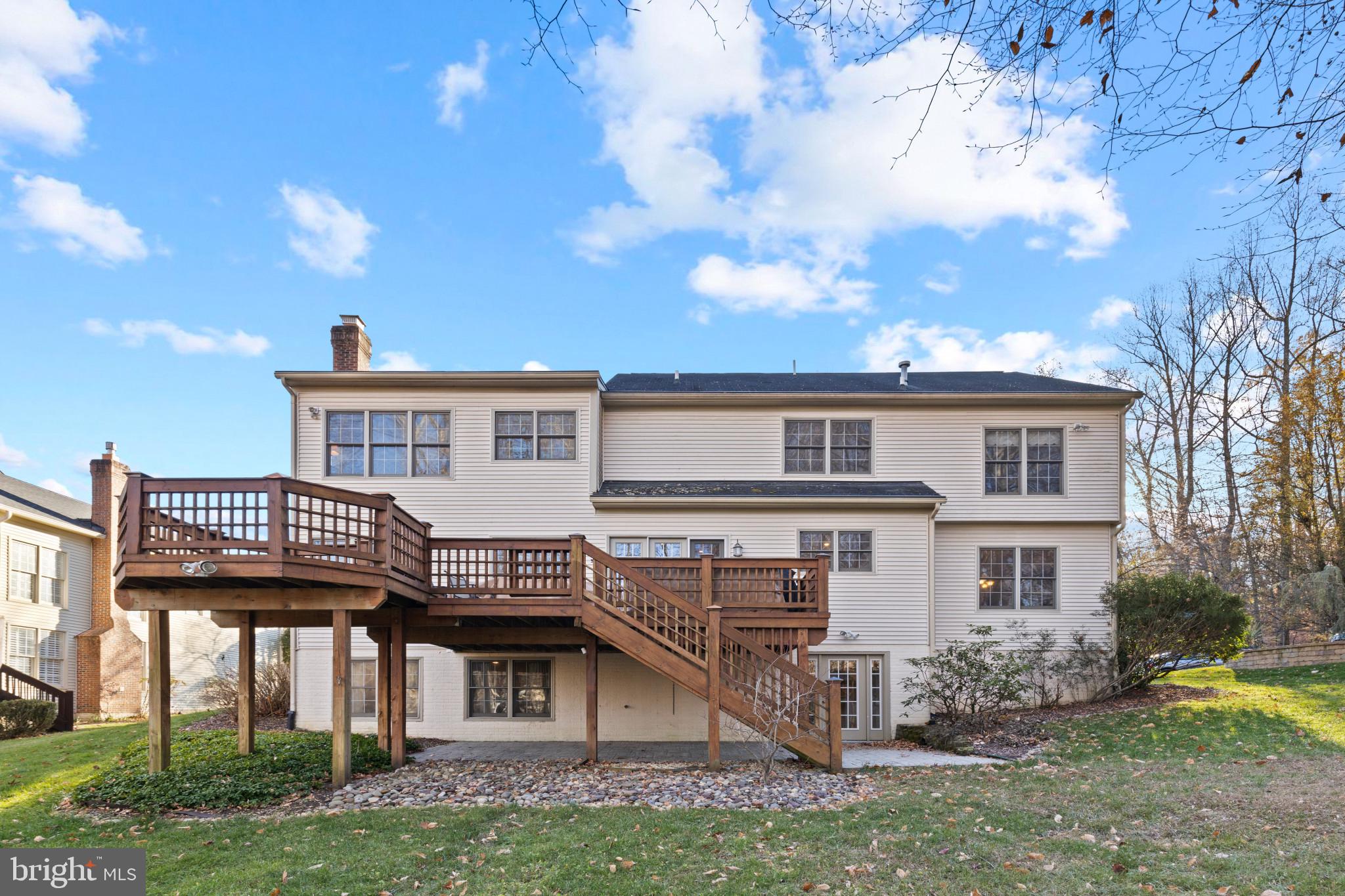 SOUTH RIVER COLONY - Residential