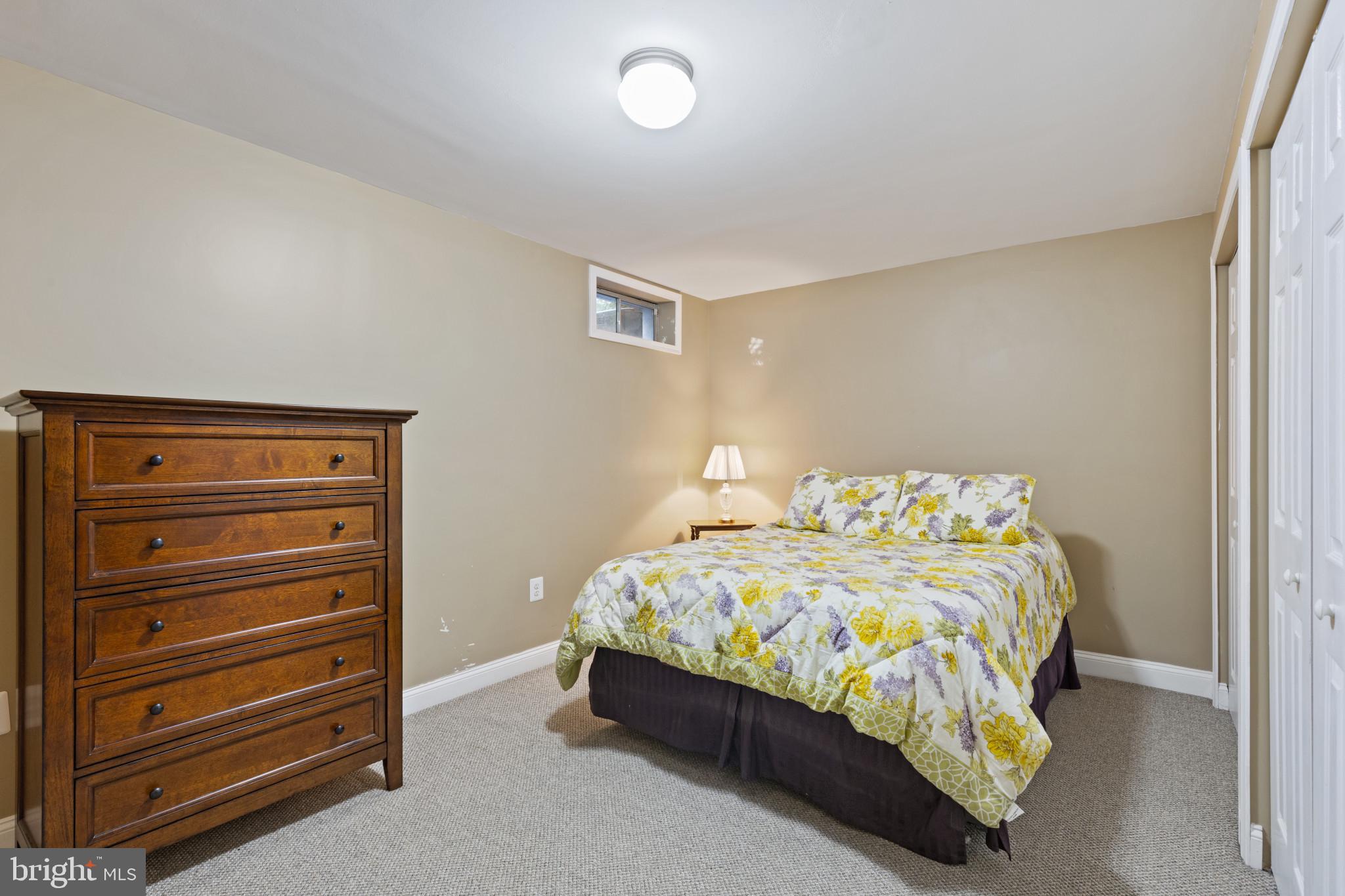 SOUTH RIVER COLONY - Residential