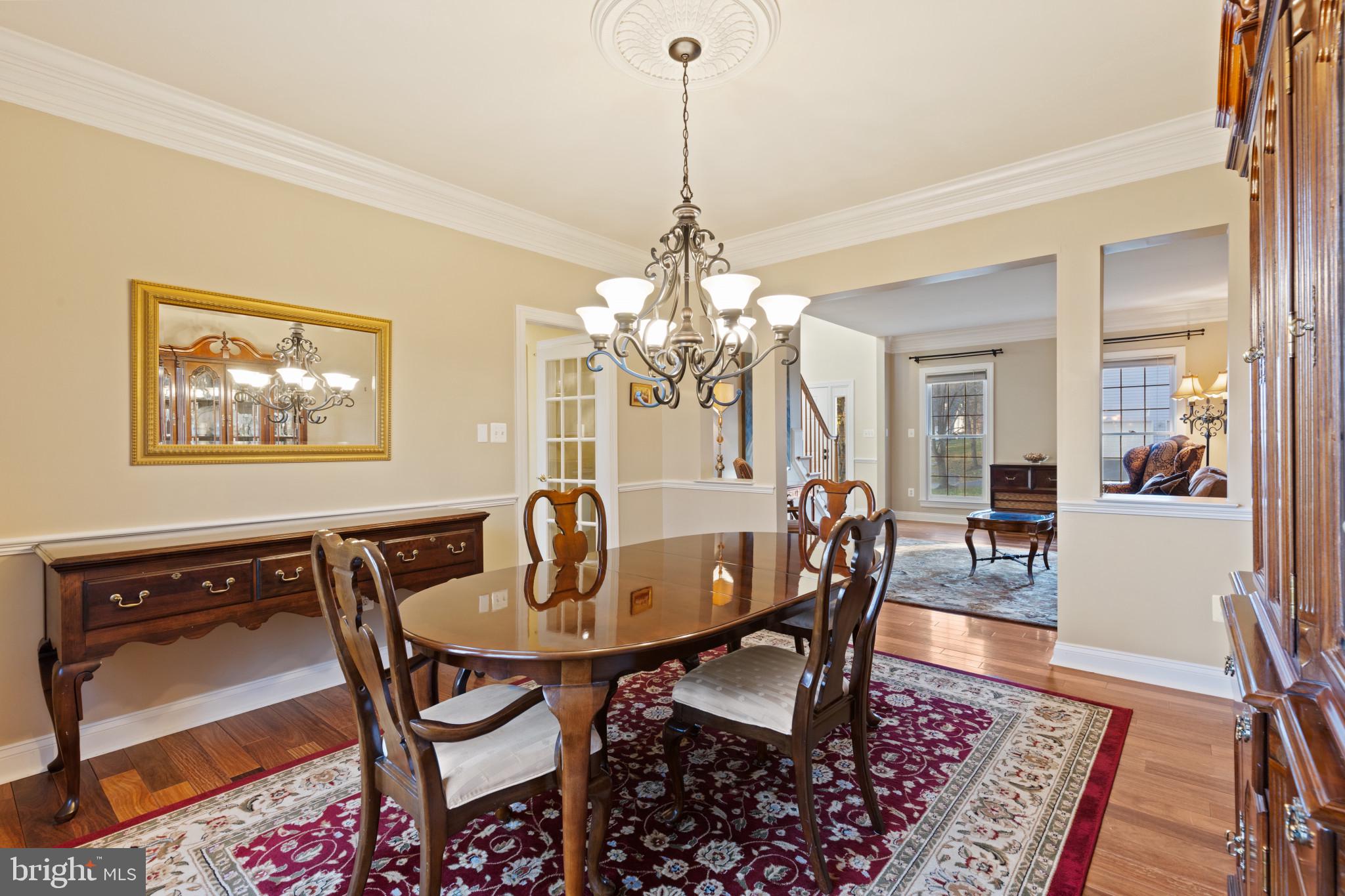 SOUTH RIVER COLONY - Residential