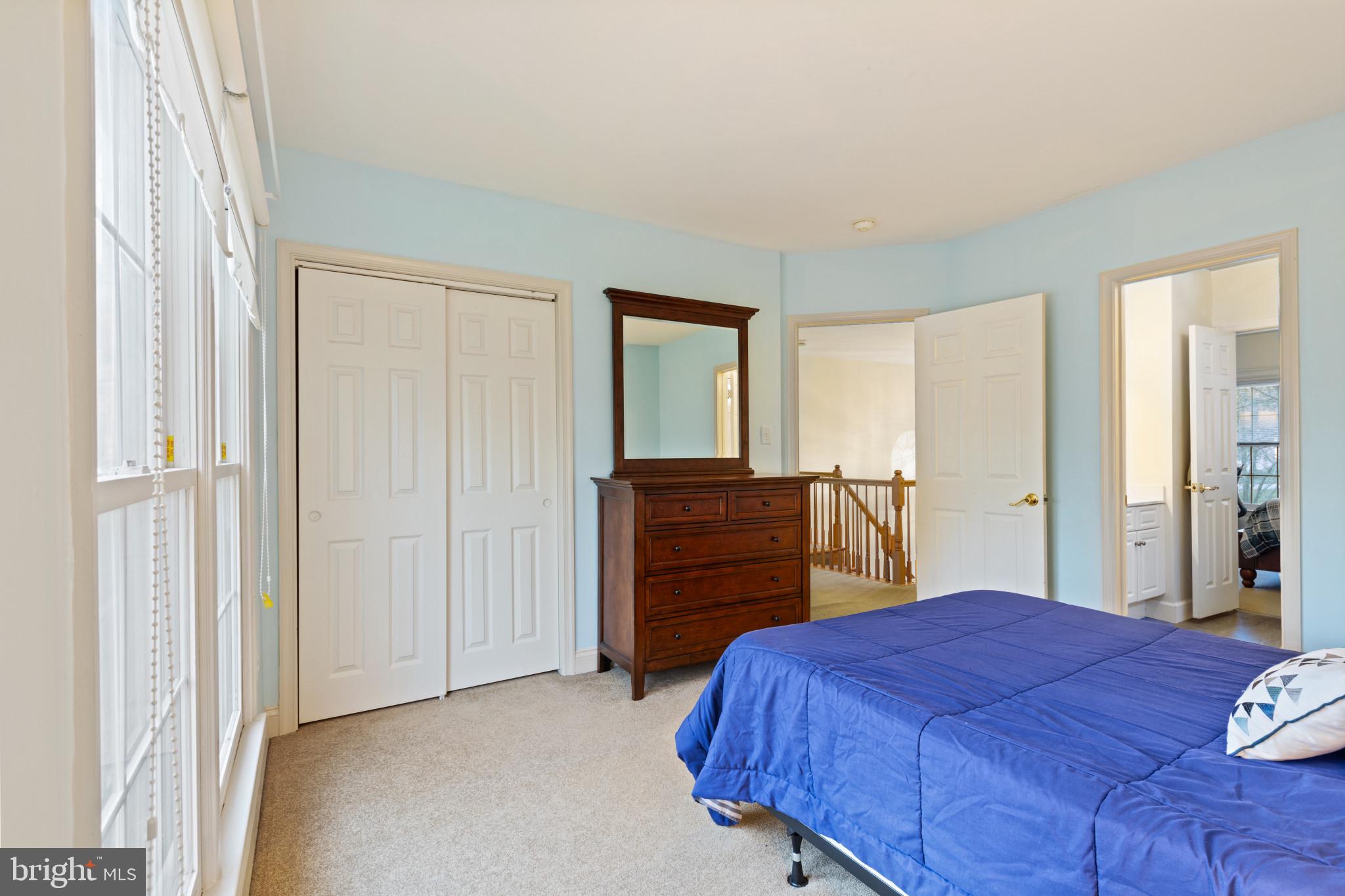 SOUTH RIVER COLONY - Residential