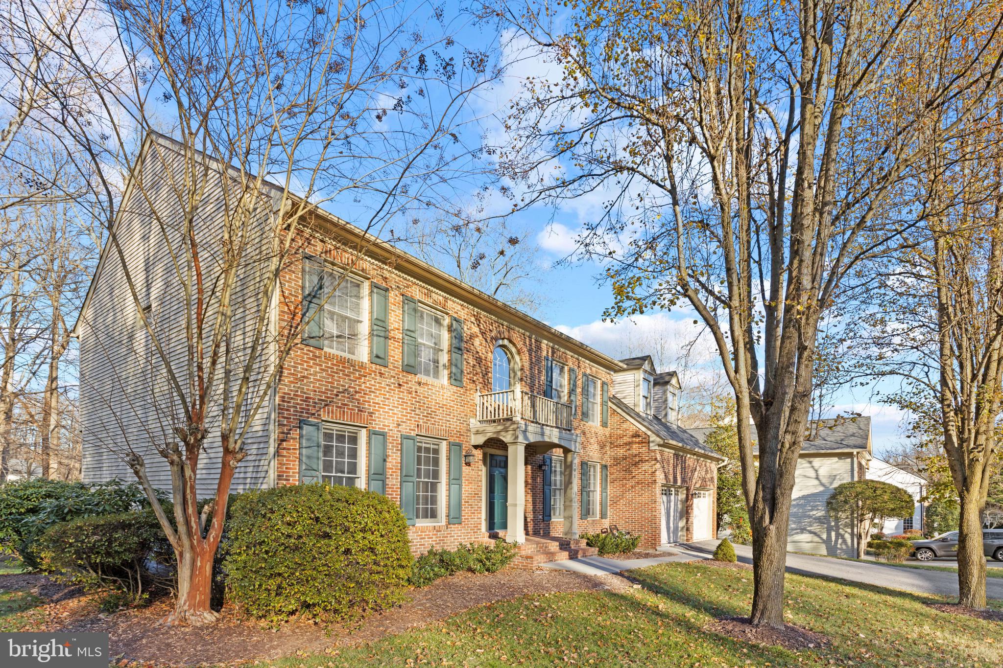 SOUTH RIVER COLONY - Residential