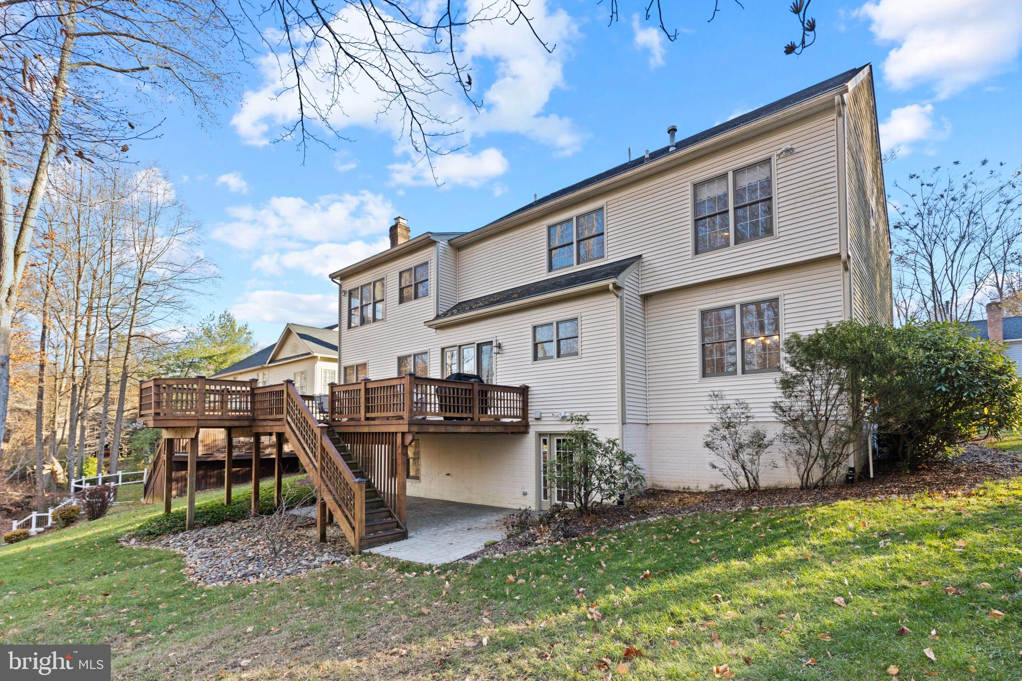 SOUTH RIVER COLONY - Residential