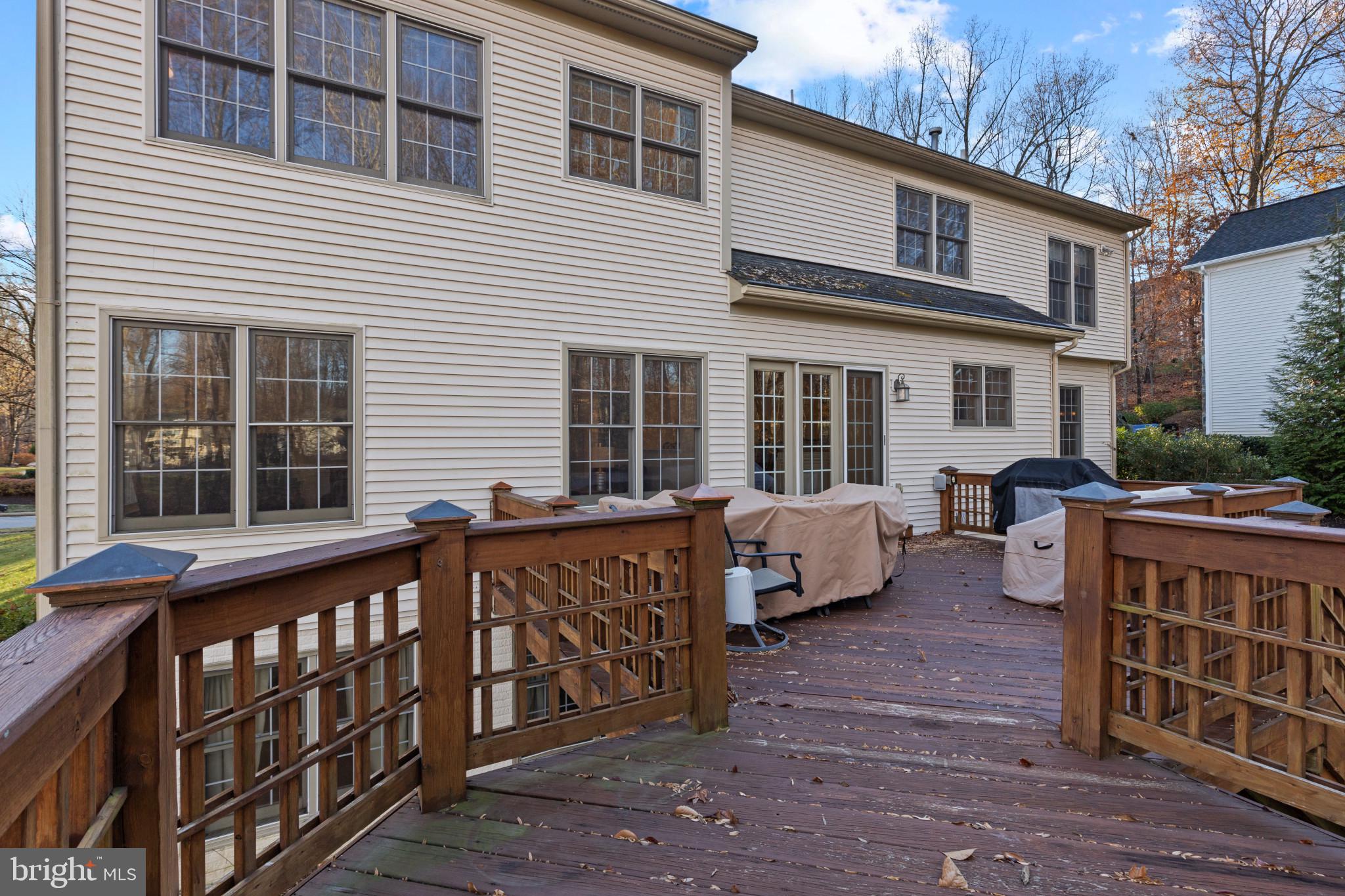 SOUTH RIVER COLONY - Residential