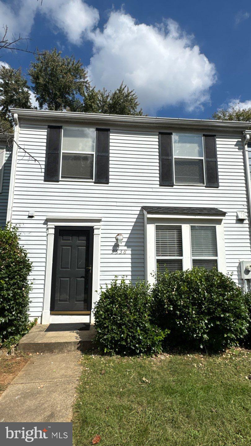 GLEN OAKS - Residential Lease