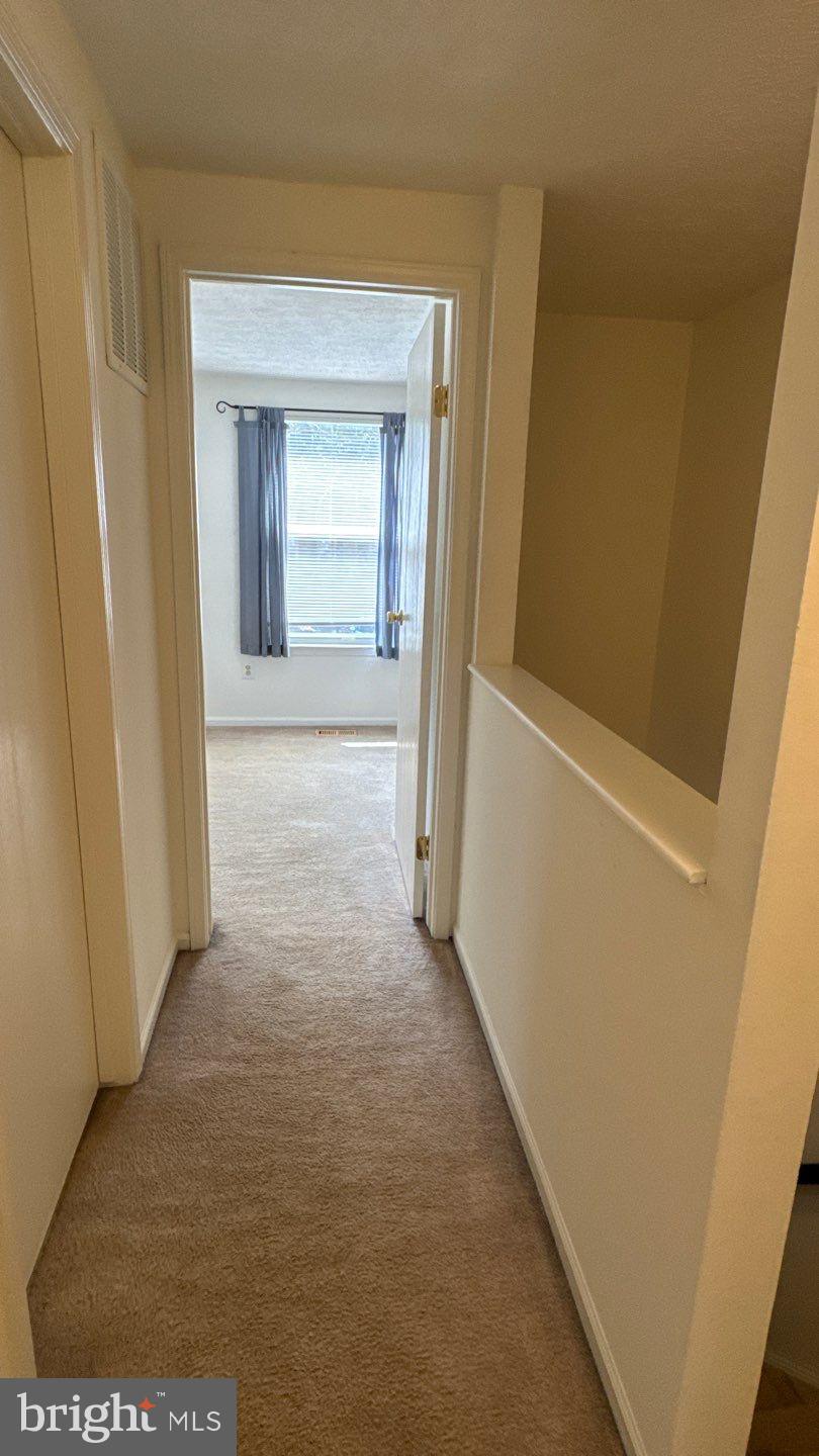 GLEN OAKS - Residential Lease