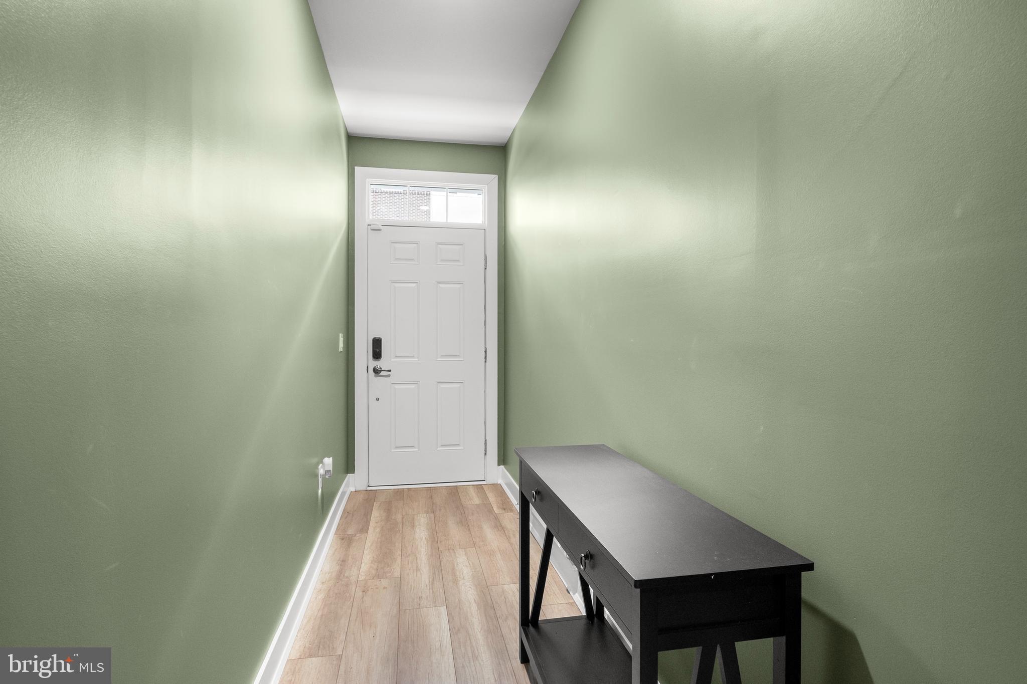 WATERSIDE - Residential