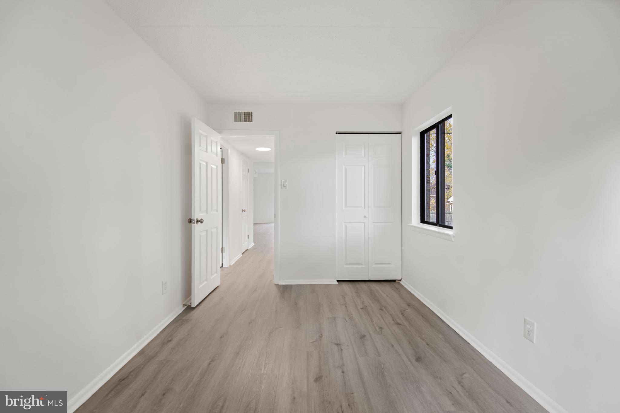 PUTNAM VIL - Residential