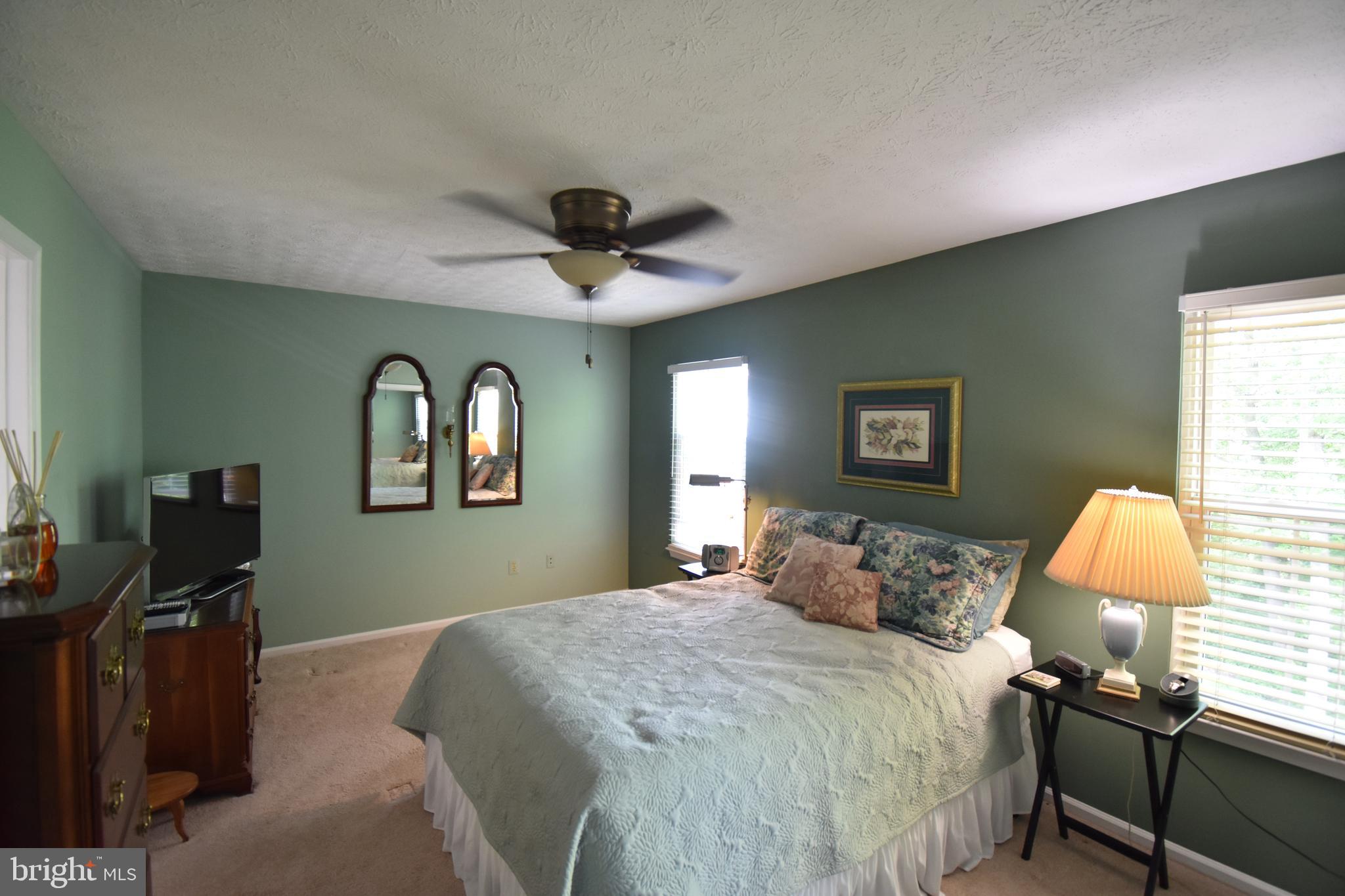 WHITE OAK - Residential