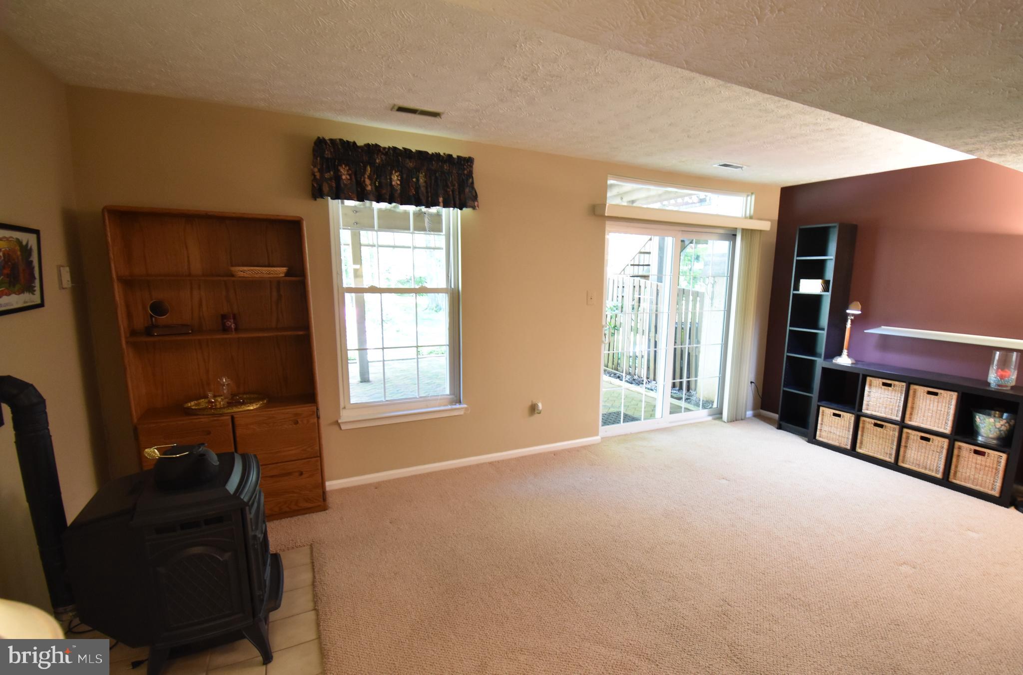 WHITE OAK - Residential