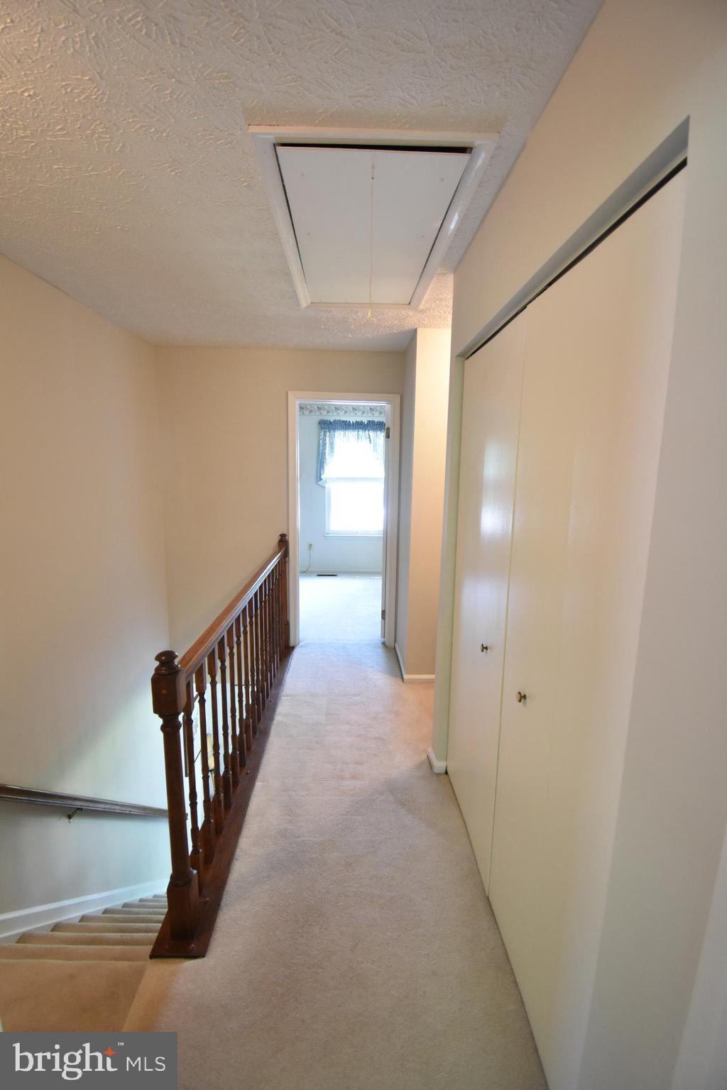 WHITE OAK - Residential