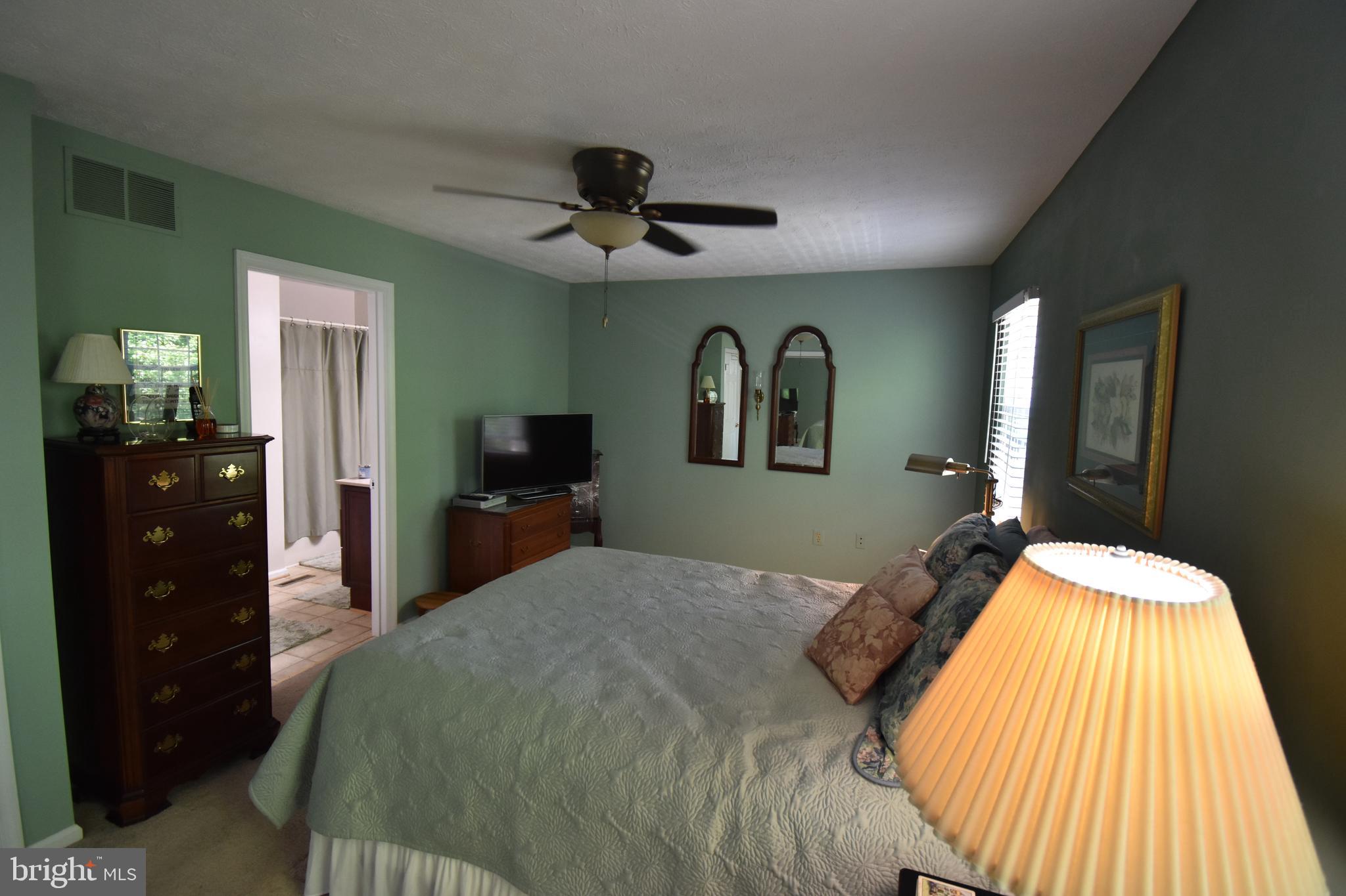 WHITE OAK - Residential