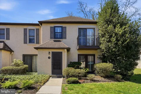 8 Summit Drive, Bryn Mawr, PA 19010 - MLS#: PADE2112028