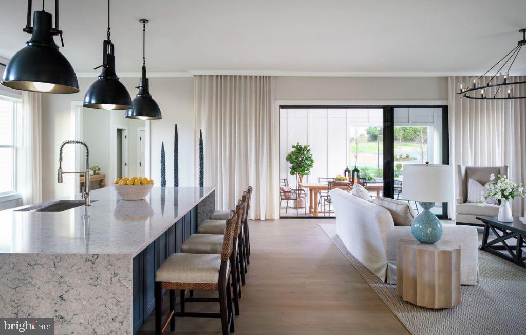 MT. PROSPECT - Residential