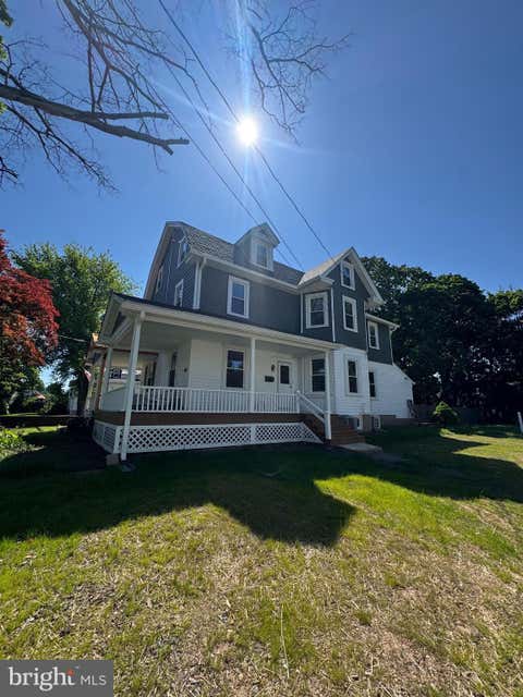 Townhouse For Rent - 683 Knowles Avenue<br/> Bucks County, SOUTHAMPTON, PA 18966