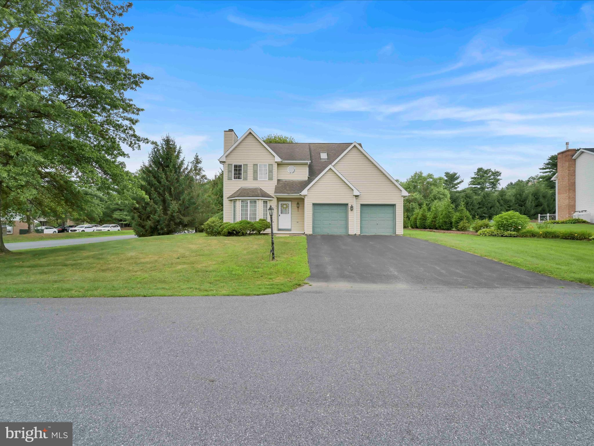 PINEBROOK - Residential