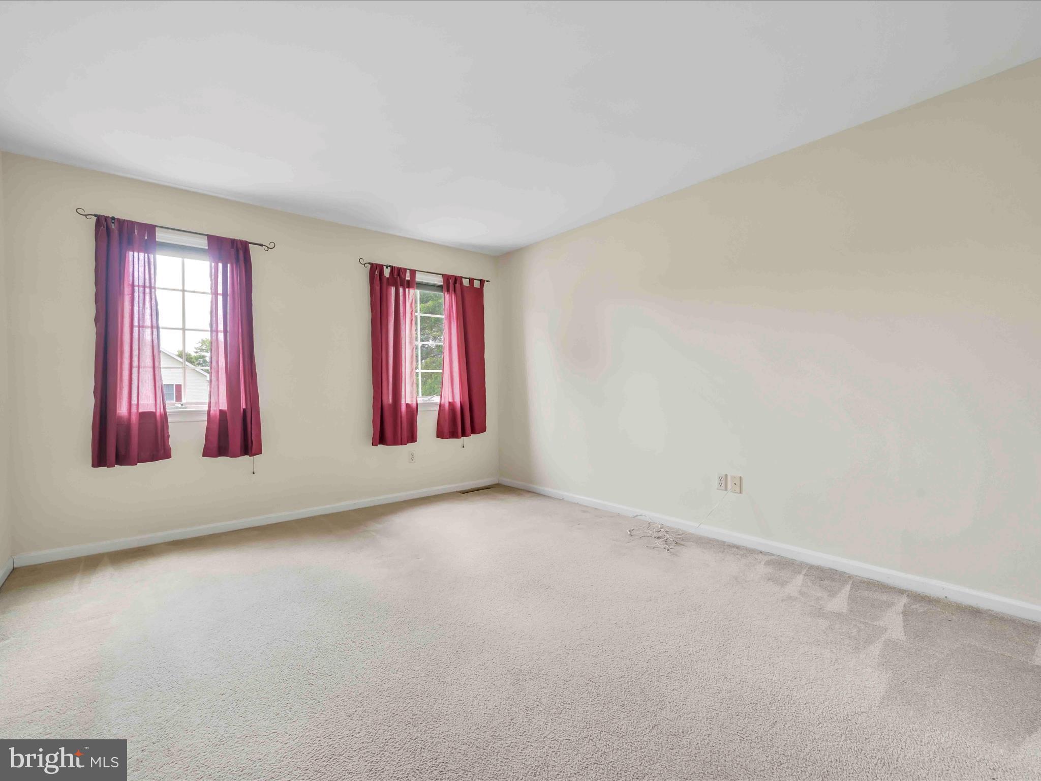 PINEBROOK - Residential