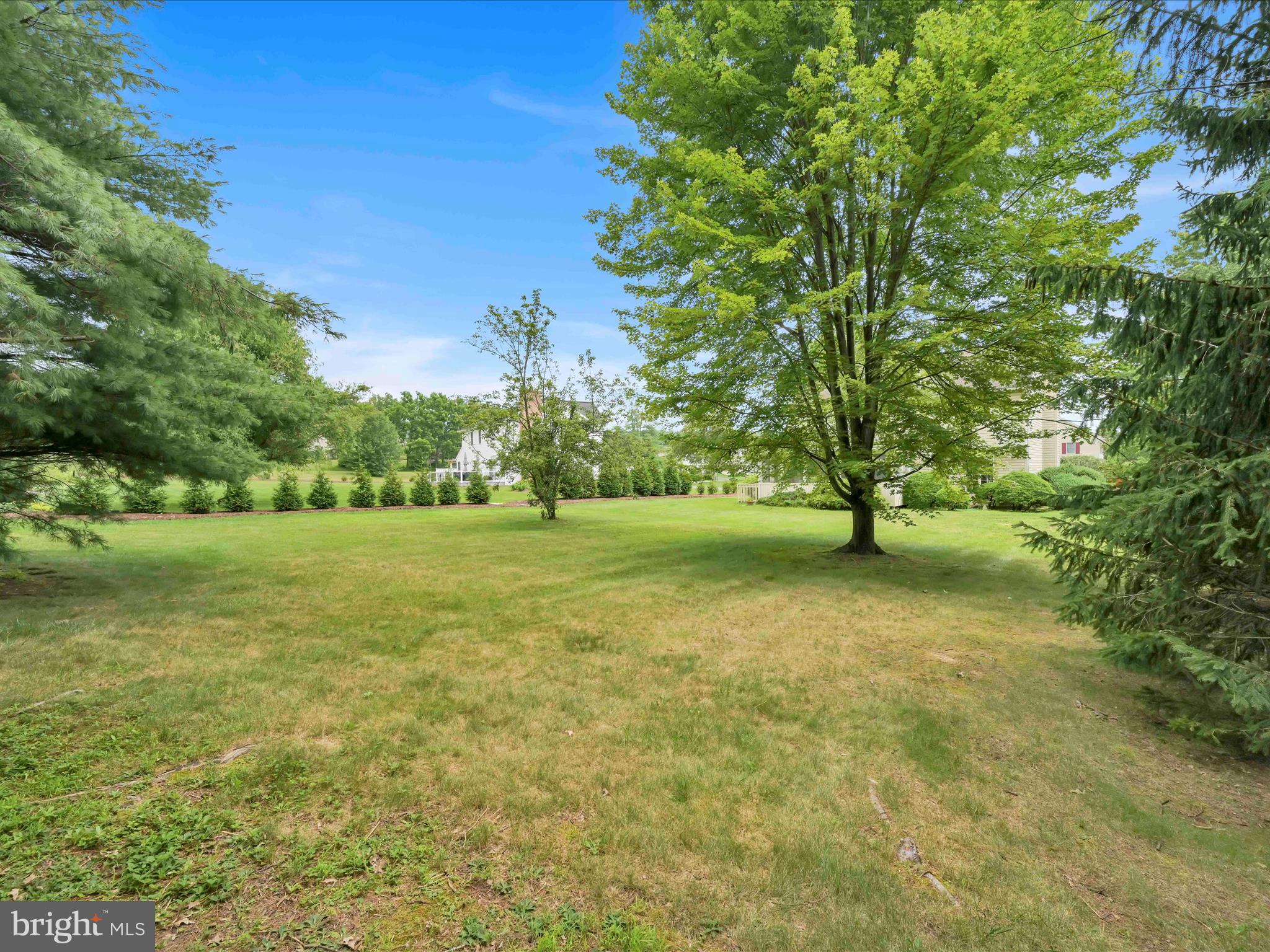 PINEBROOK - Residential