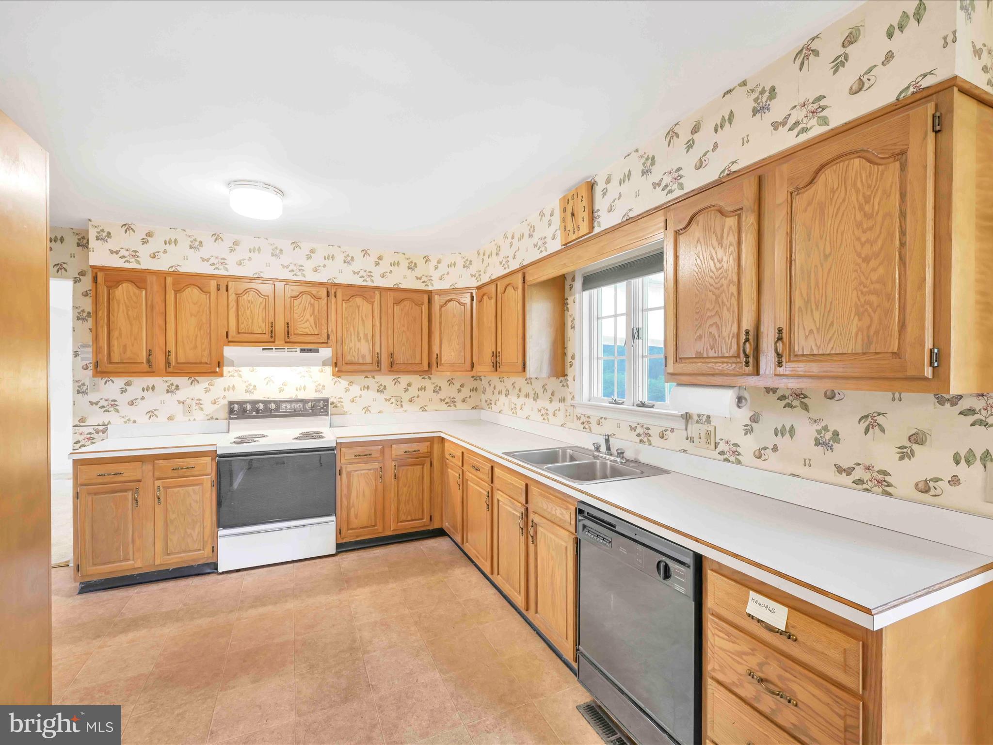 PINEBROOK - Residential