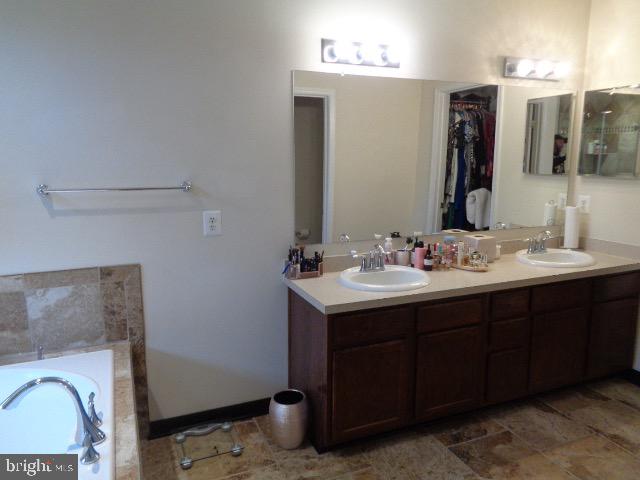 RIVERWATCH IND HEAD - Residential