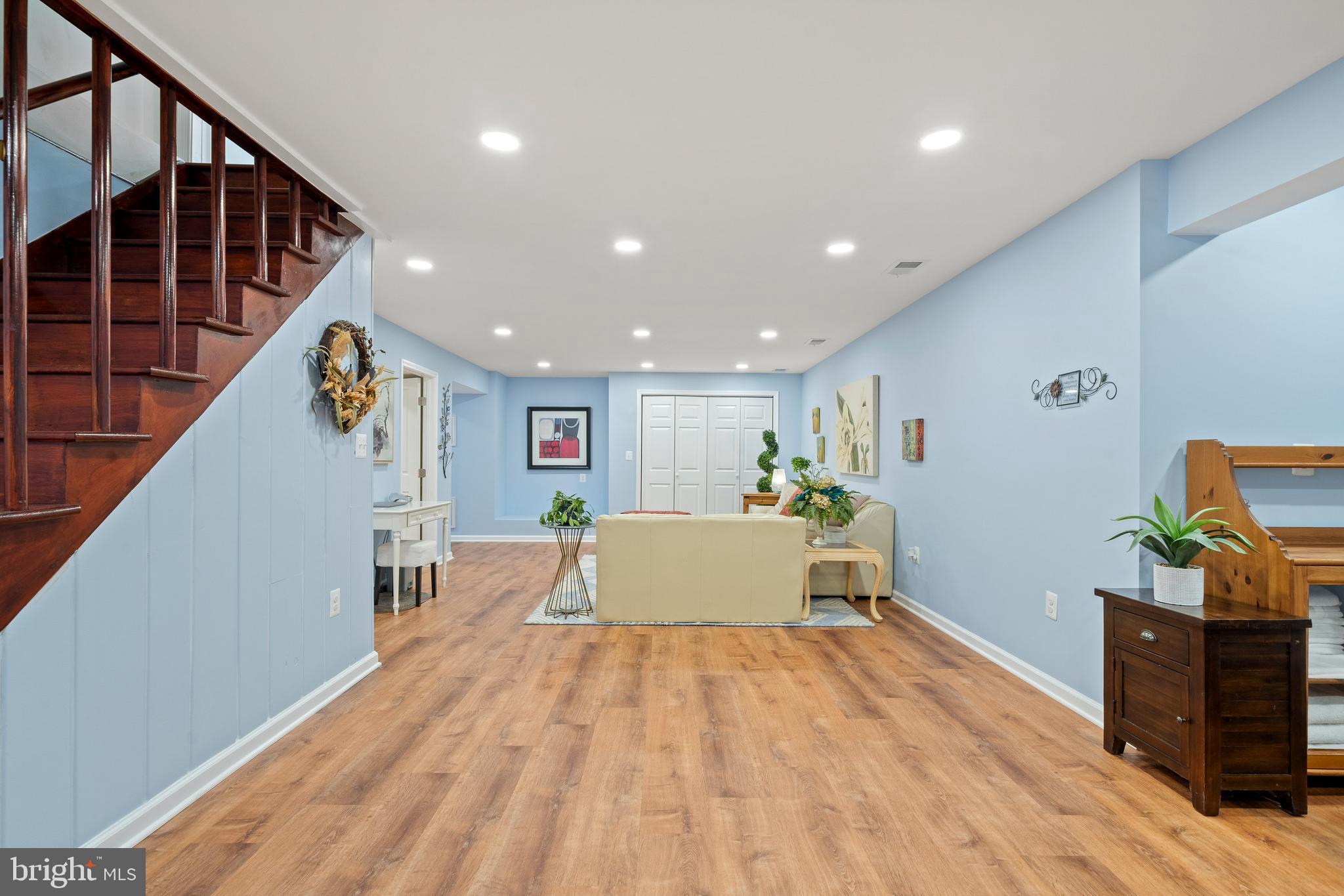 9151 HERMOSA DRIVE