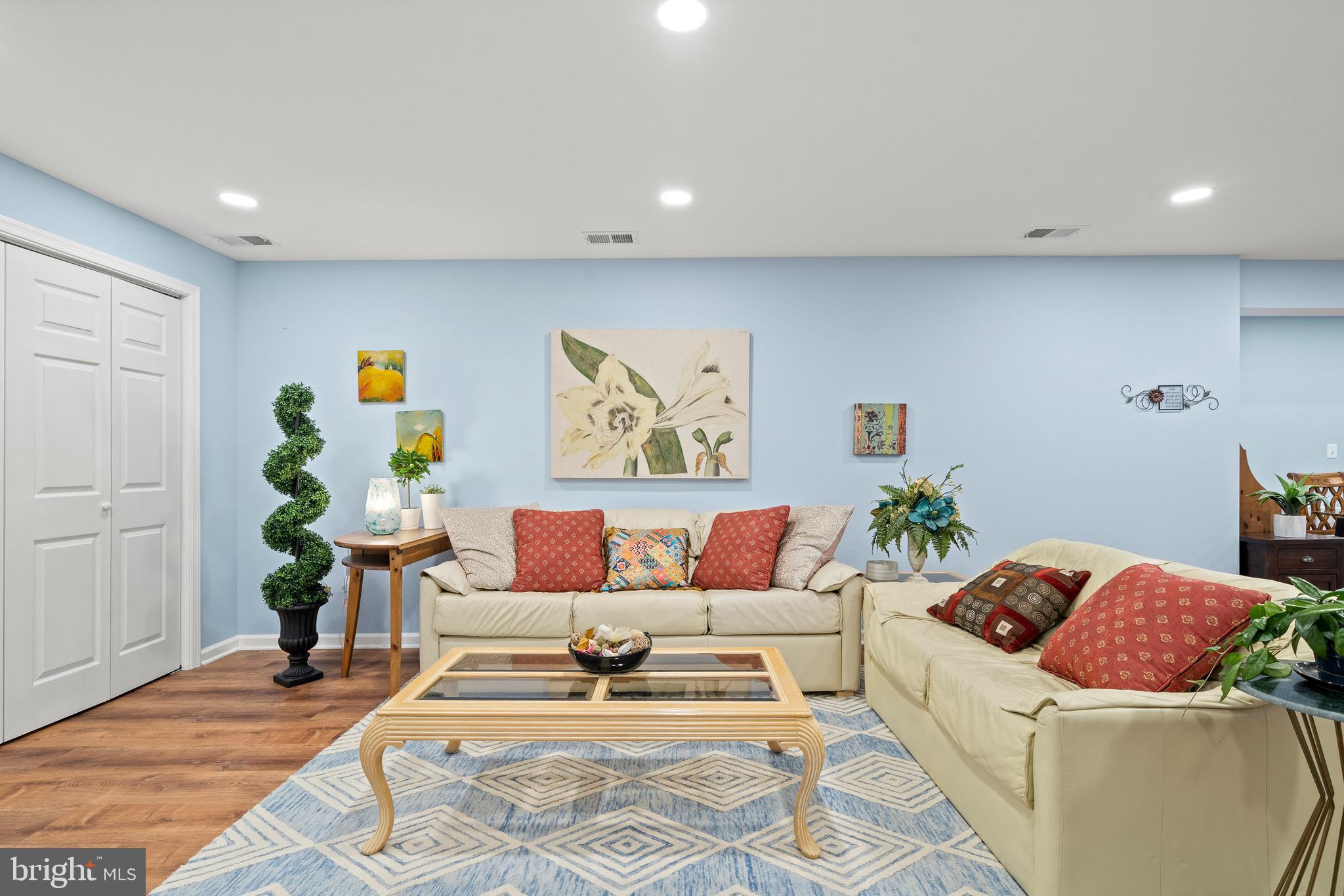 9151 HERMOSA DRIVE