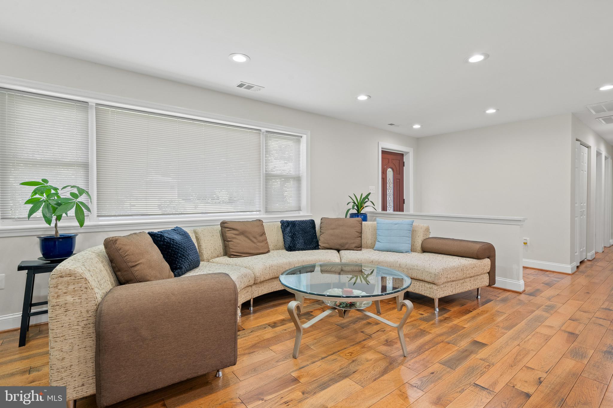 9151 HERMOSA DRIVE
