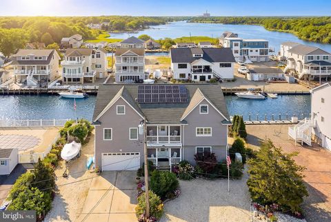 Homes For Sale - 33 Sands Point Road<br/> WARETOWN, NJ 08758