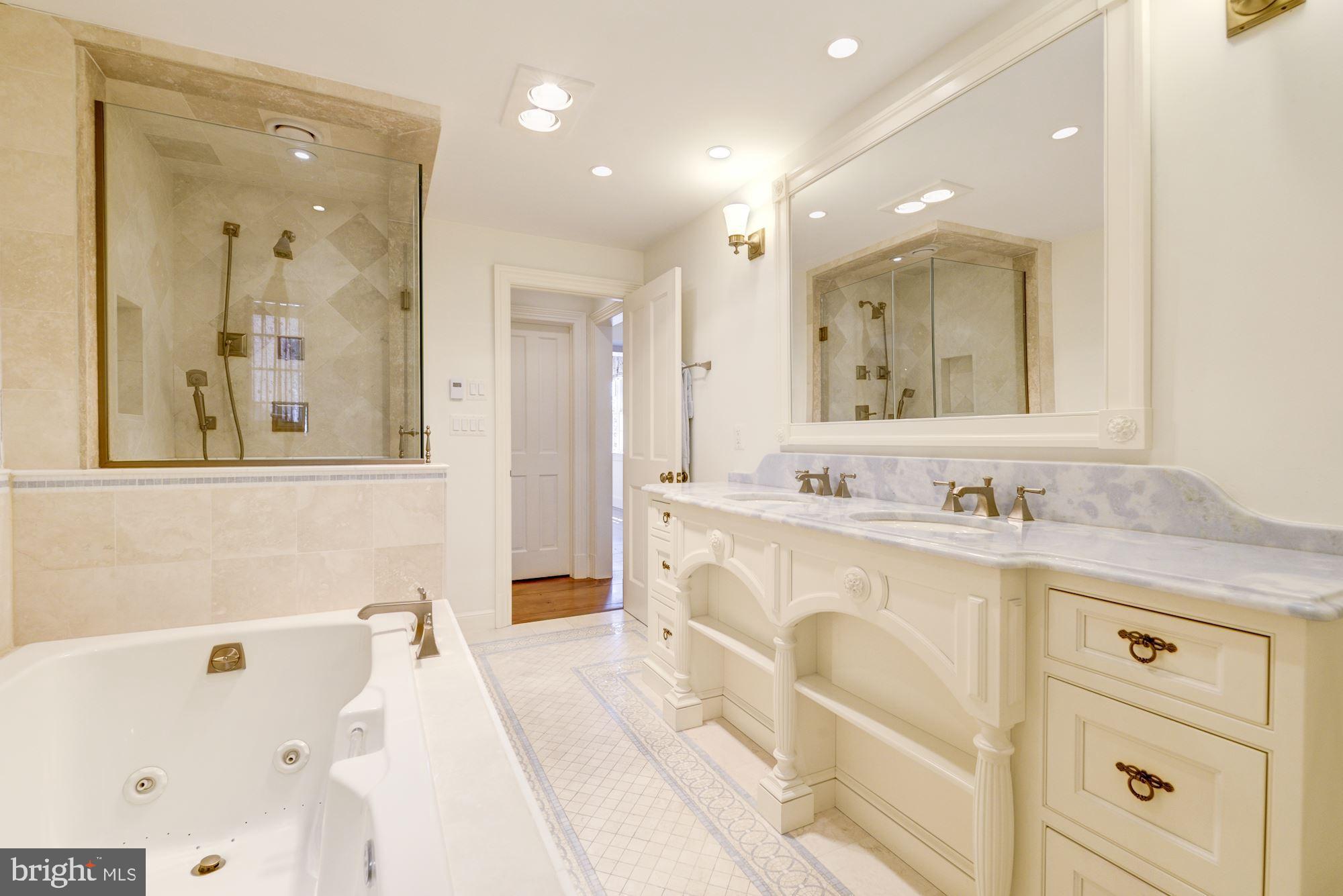 GEORGETOWN - Residential
