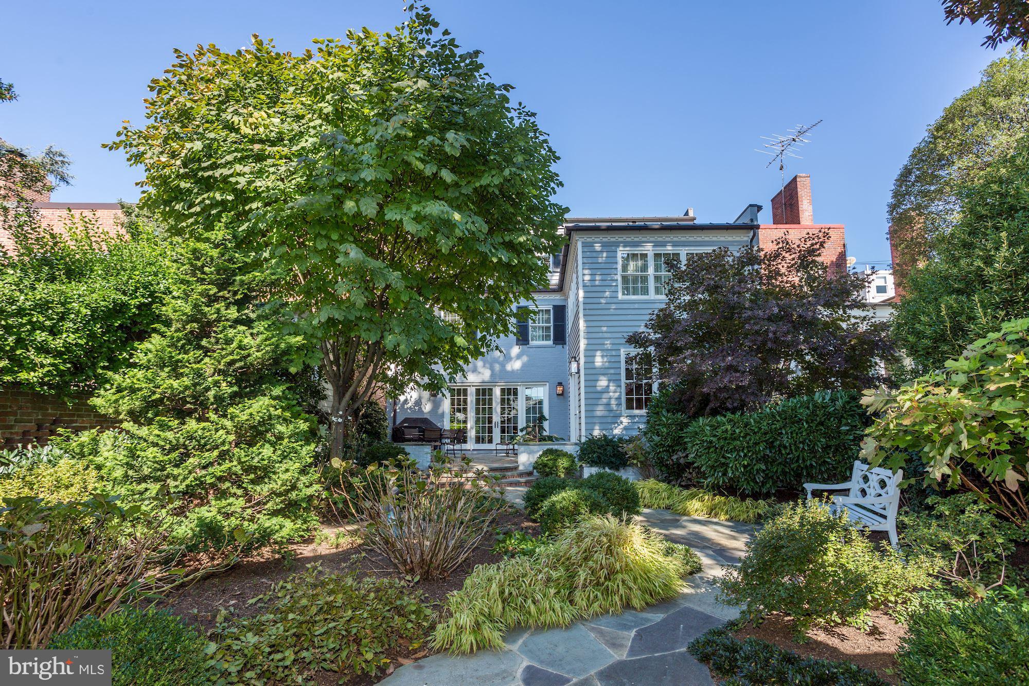 GEORGETOWN - Residential