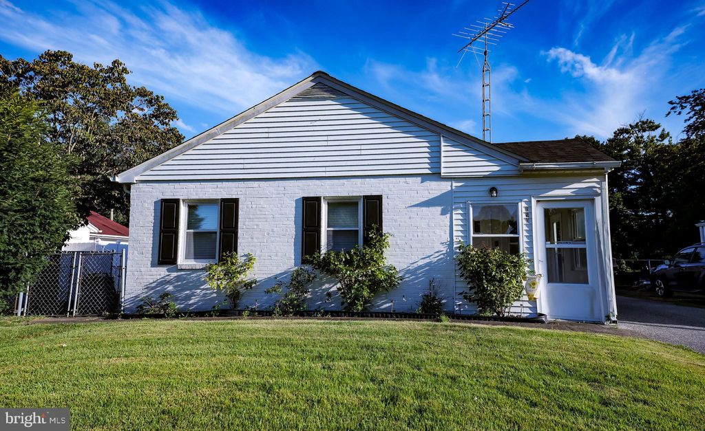 Photo of 190 Evergreen Drive, DOVER, DE 19901 (MLS # DEKT2040624)