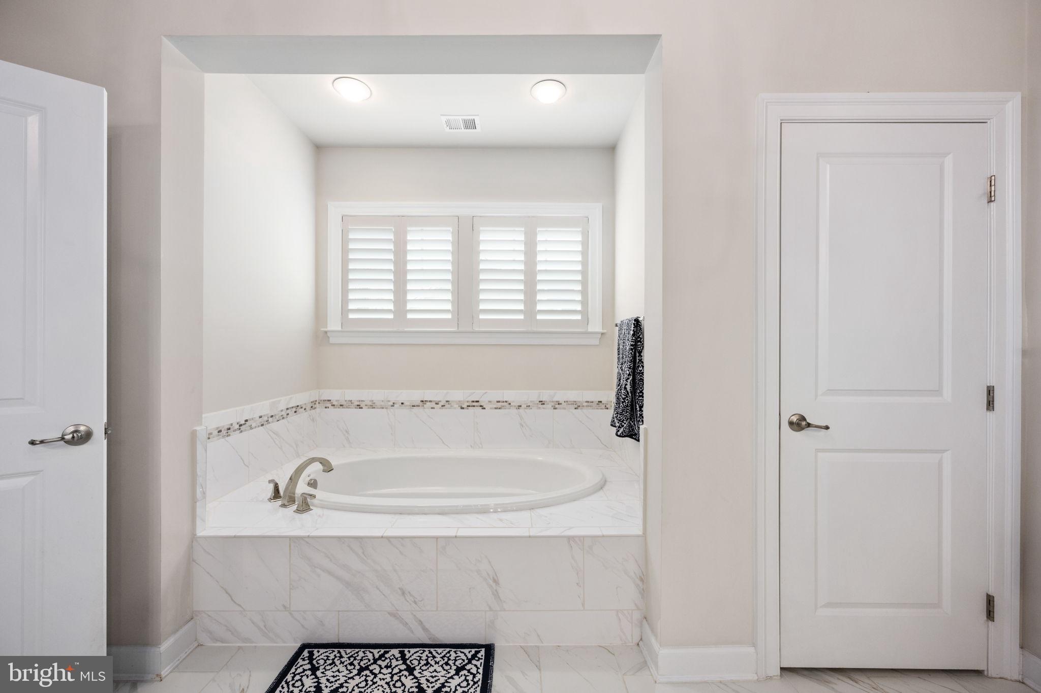 GROVE AT WILLOWSFORD - Residential