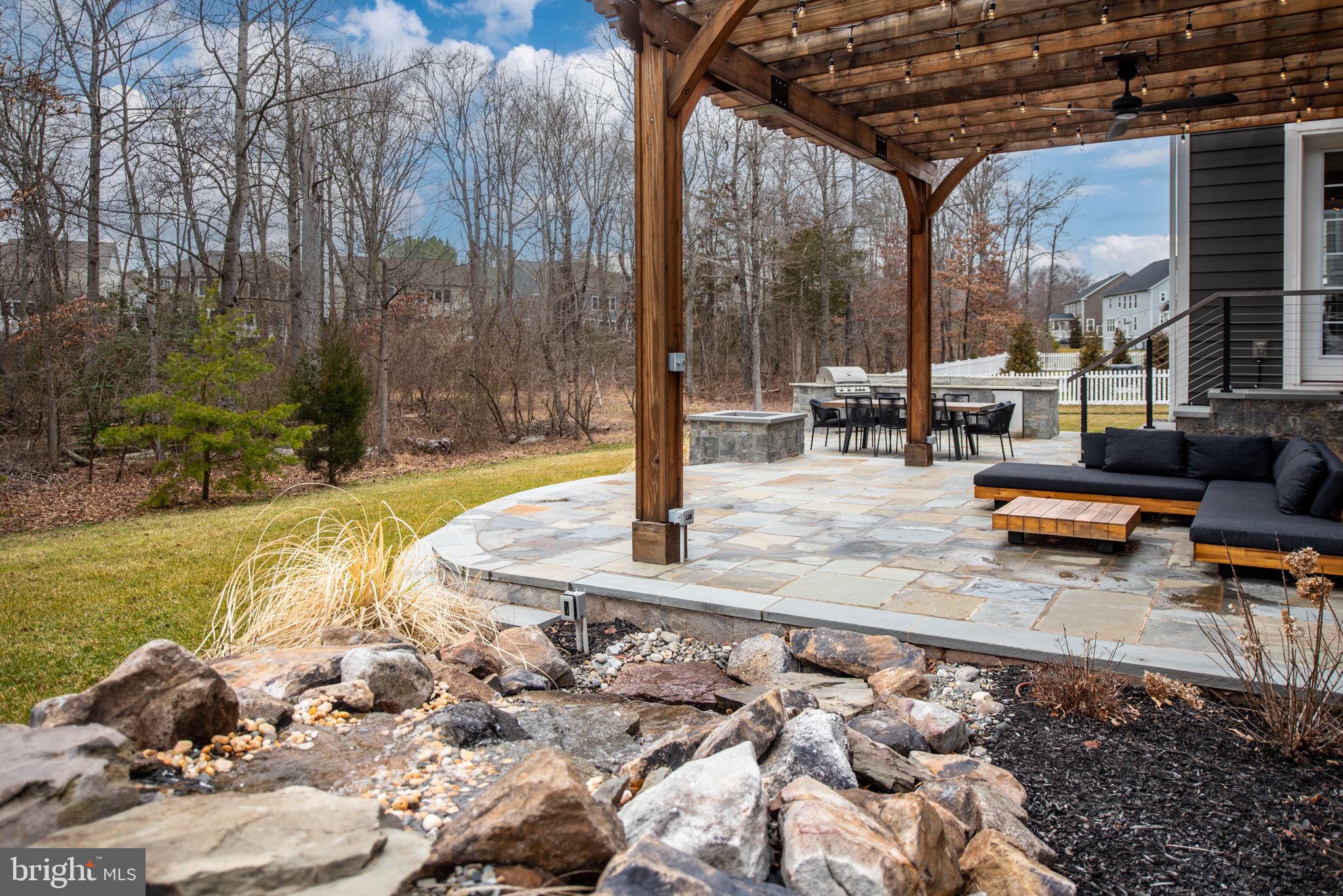 GROVE AT WILLOWSFORD - Residential