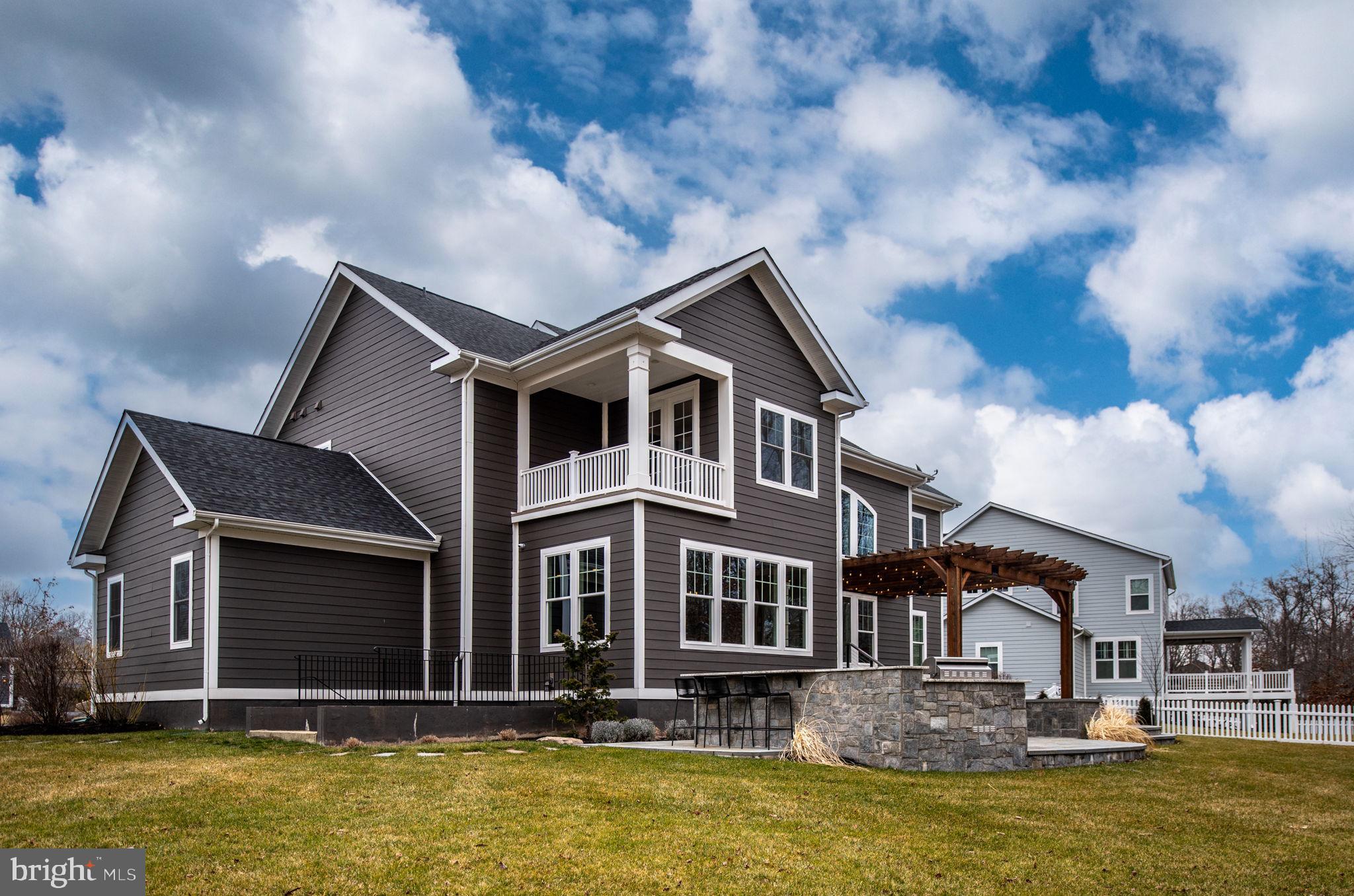 GROVE AT WILLOWSFORD - Residential