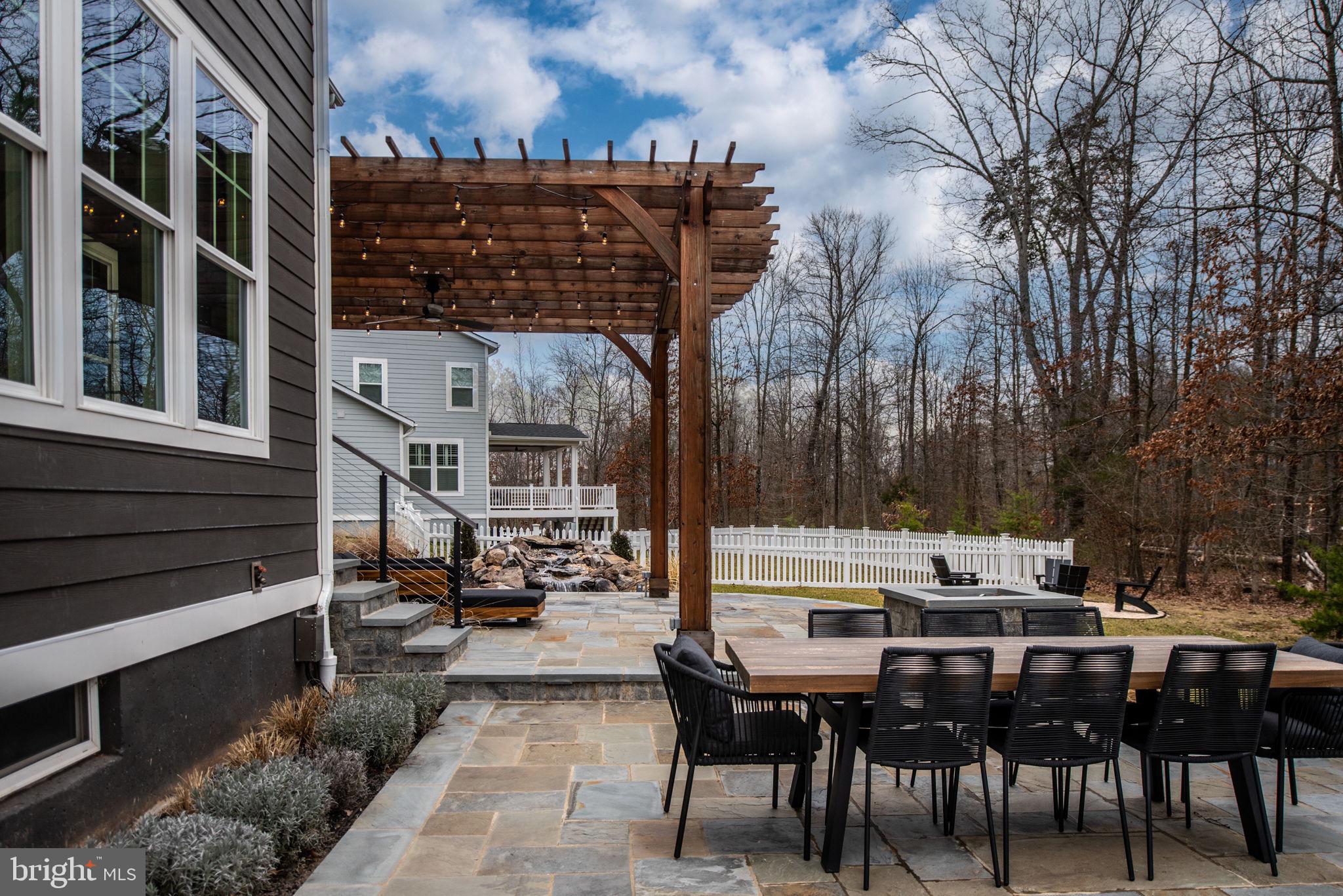 GROVE AT WILLOWSFORD - Residential