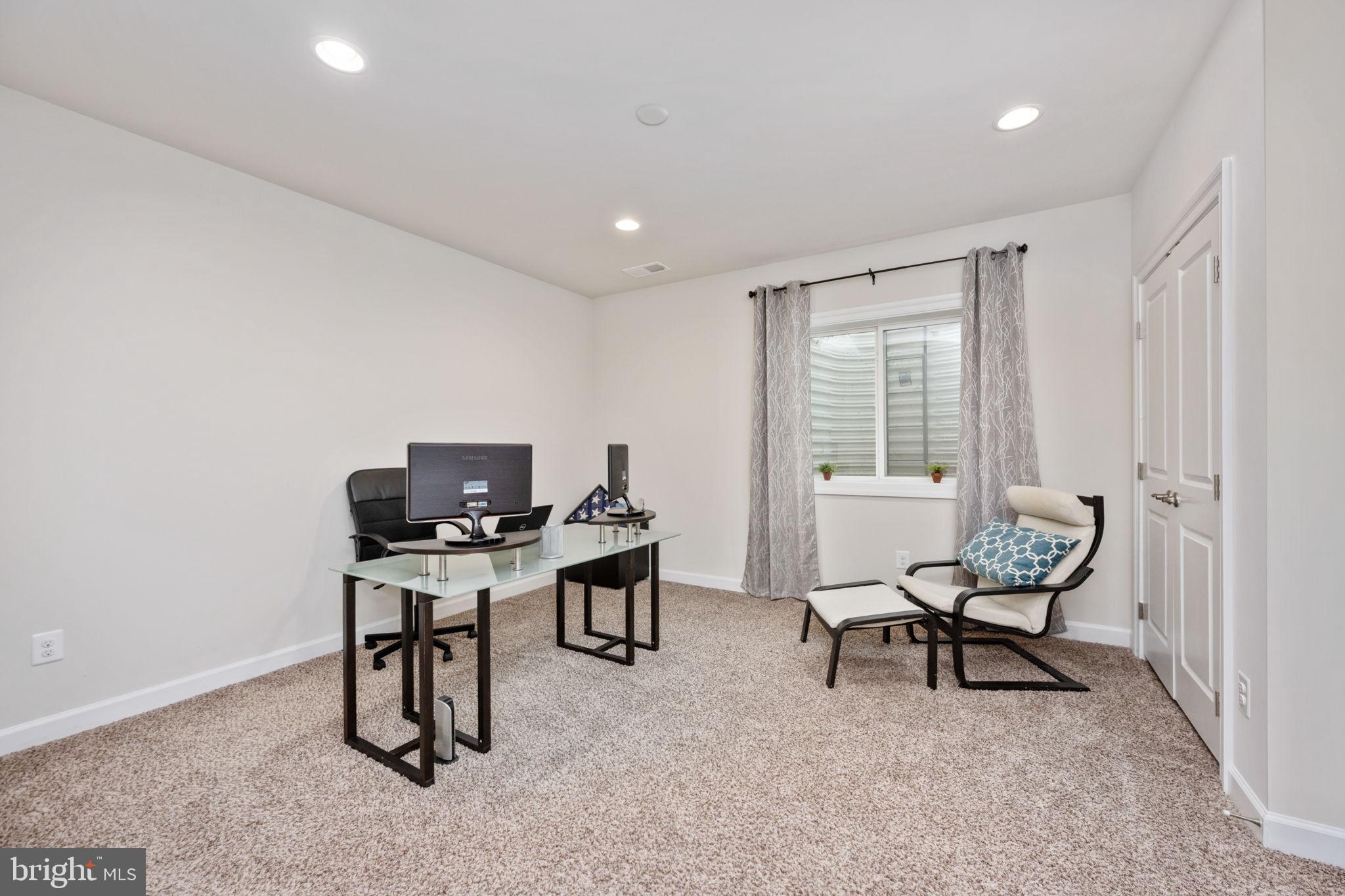 GROVE AT WILLOWSFORD - Residential