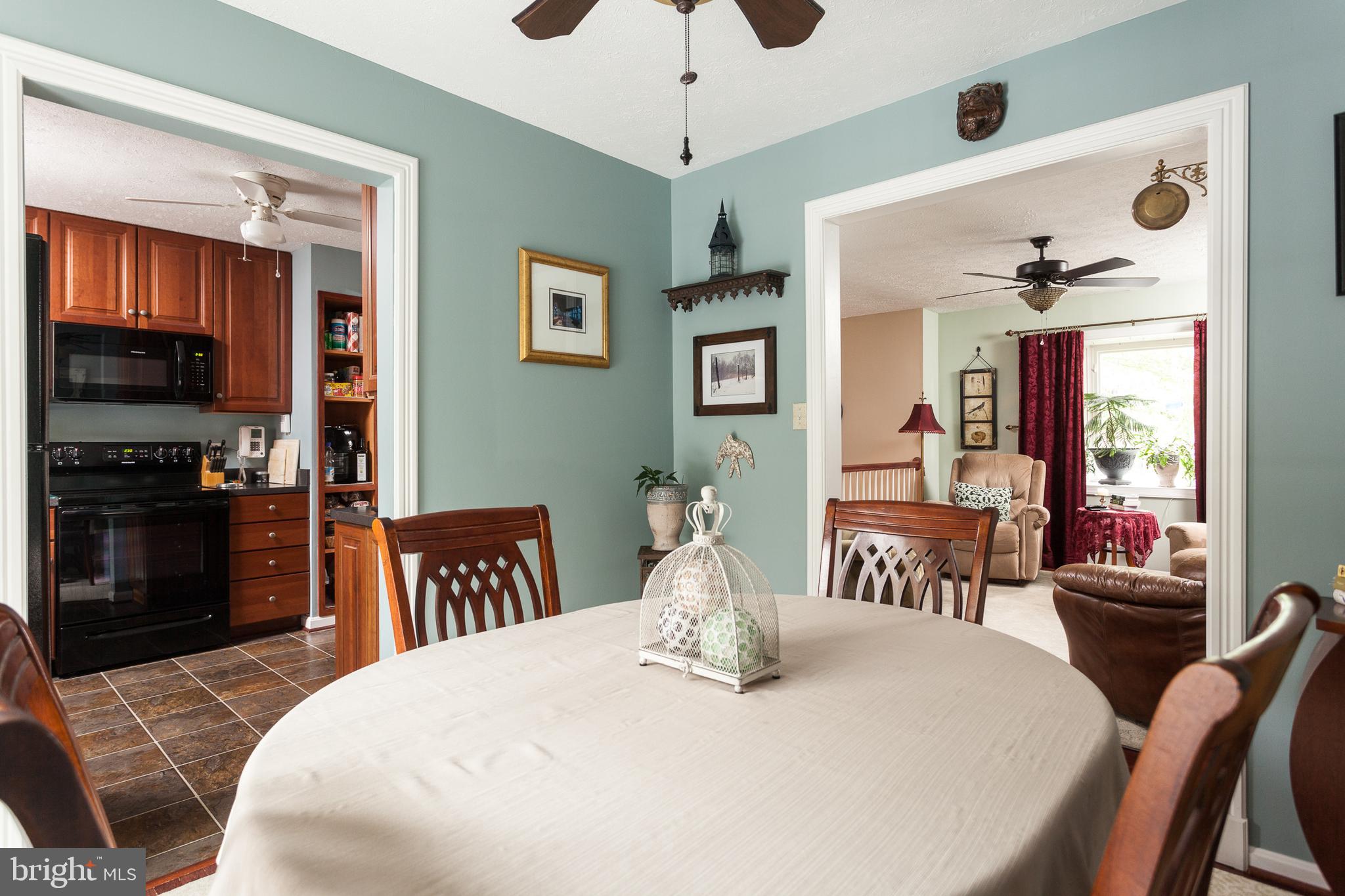 RIDGEFIELD - Residential