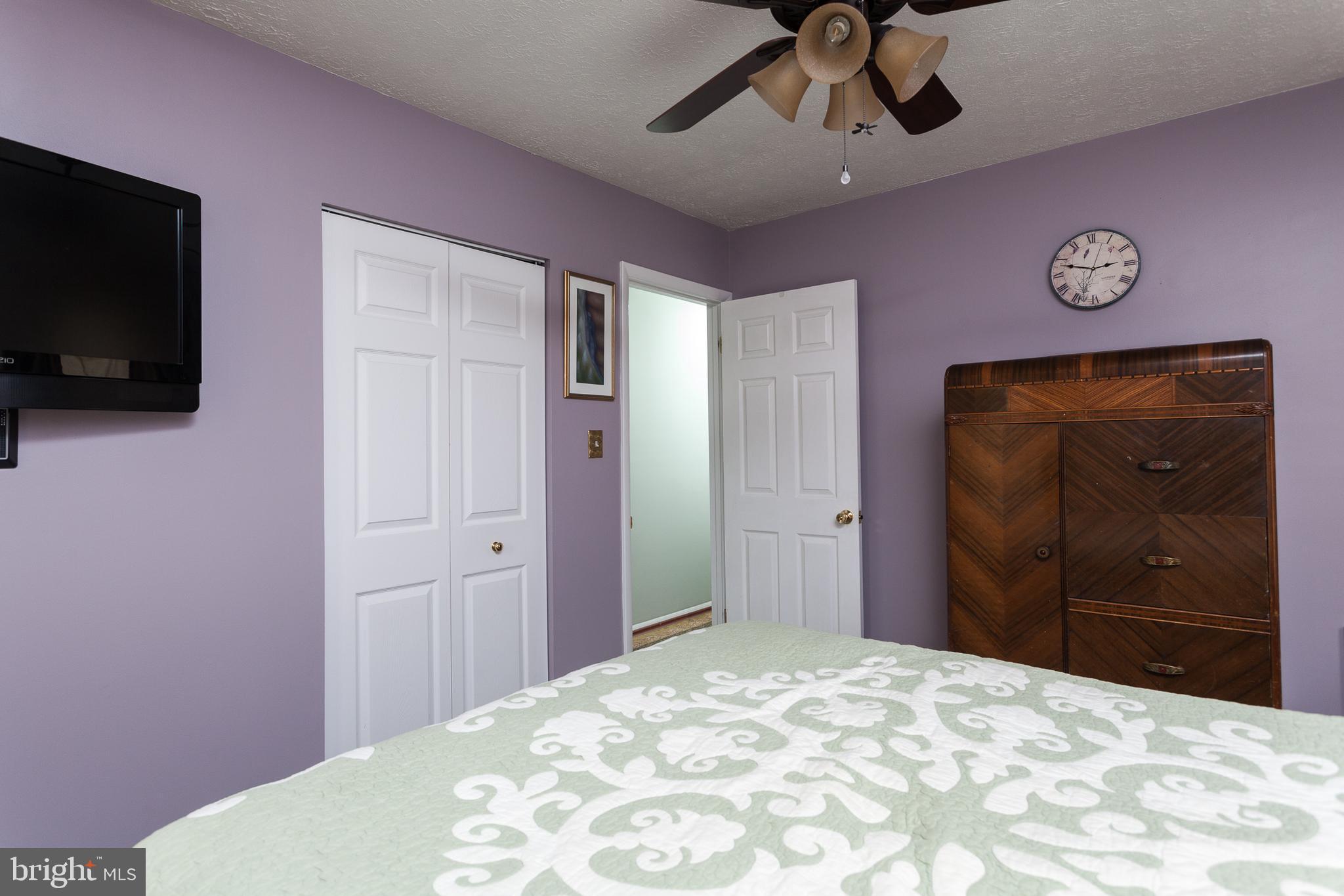 RIDGEFIELD - Residential