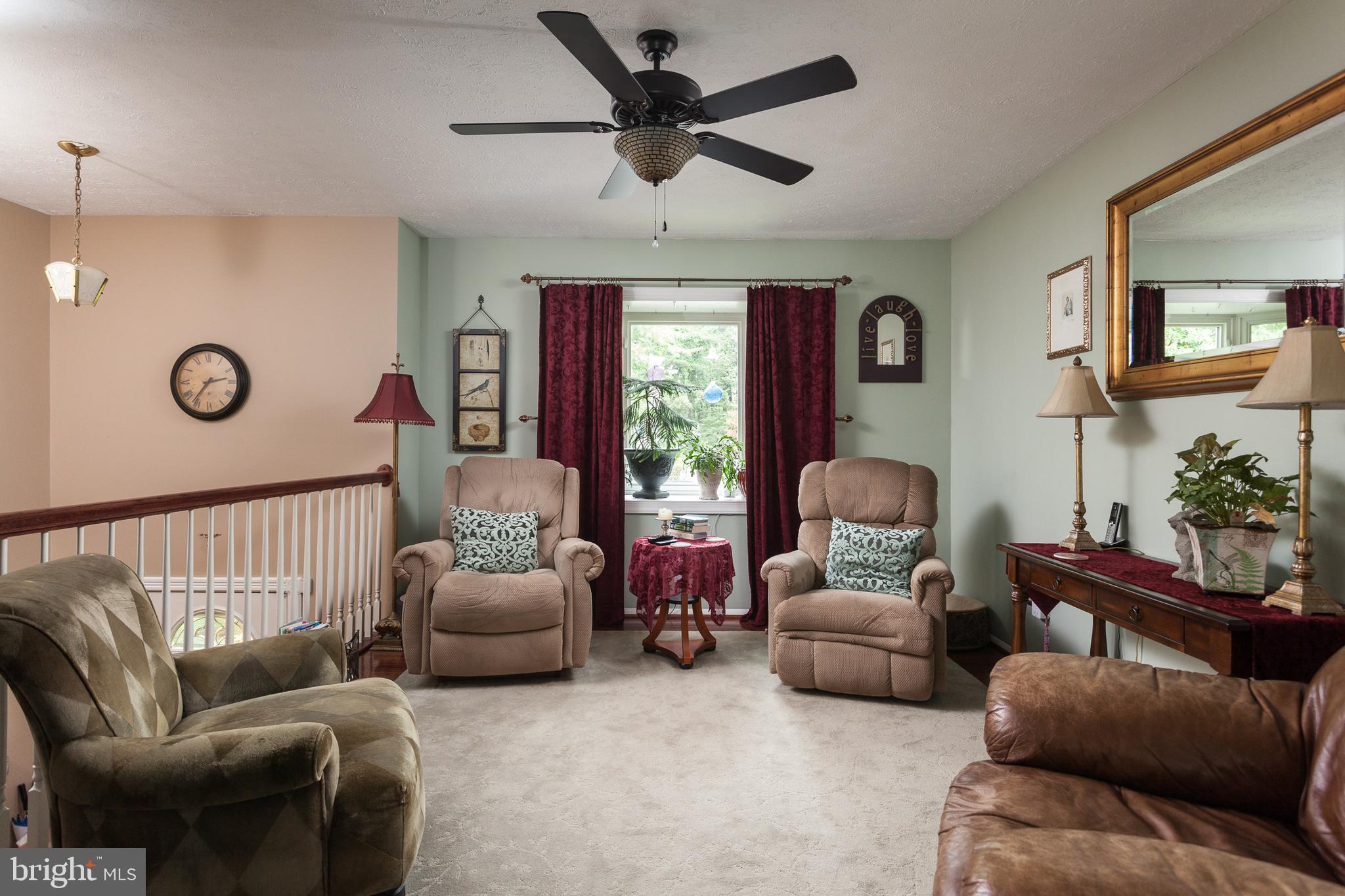 RIDGEFIELD - Residential