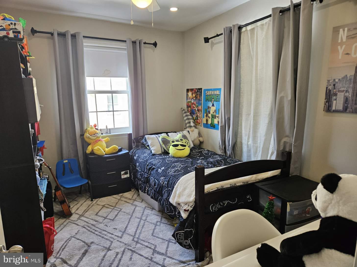 THE HIGHLANDS - Residential