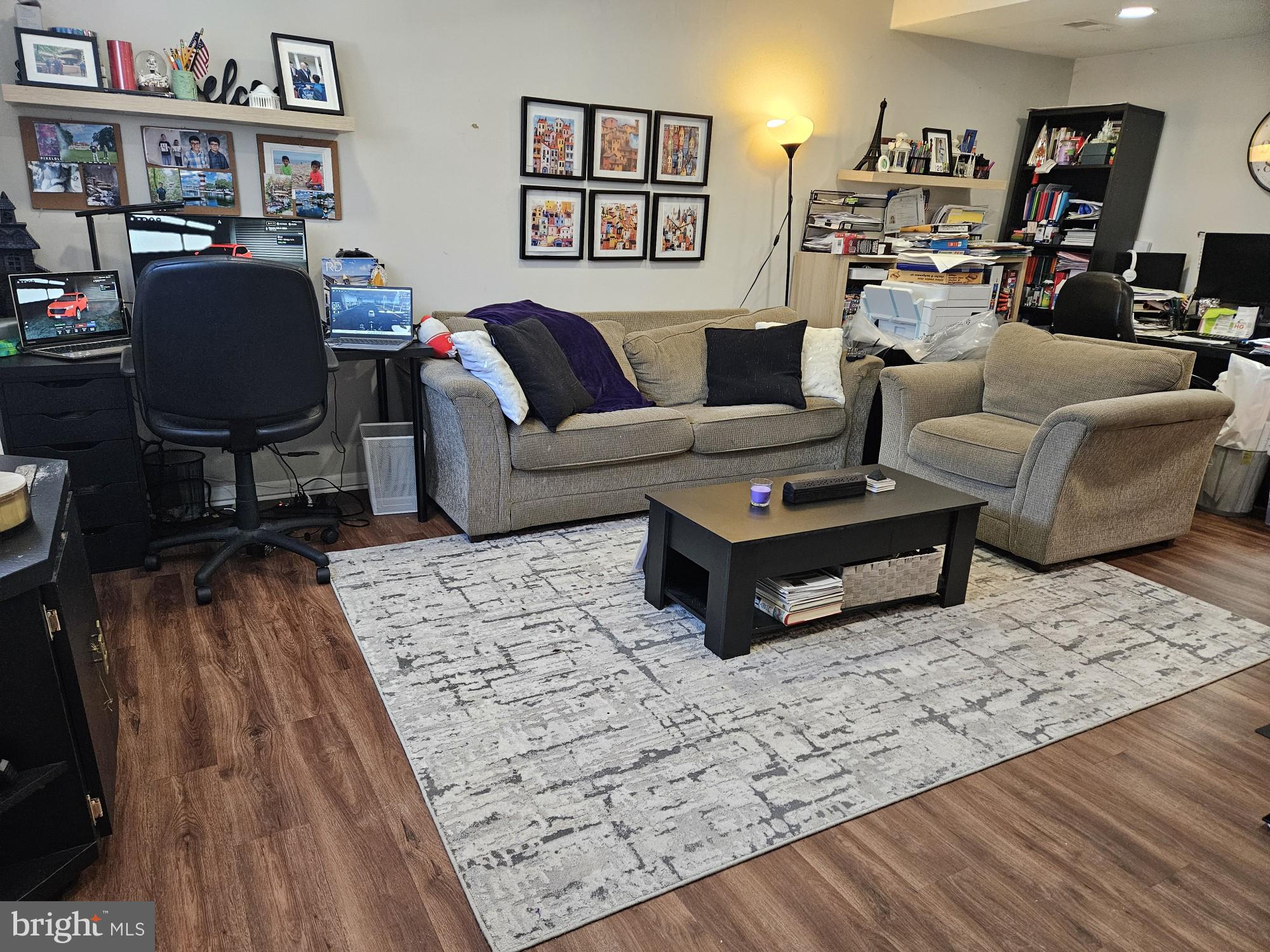 THE HIGHLANDS - Residential