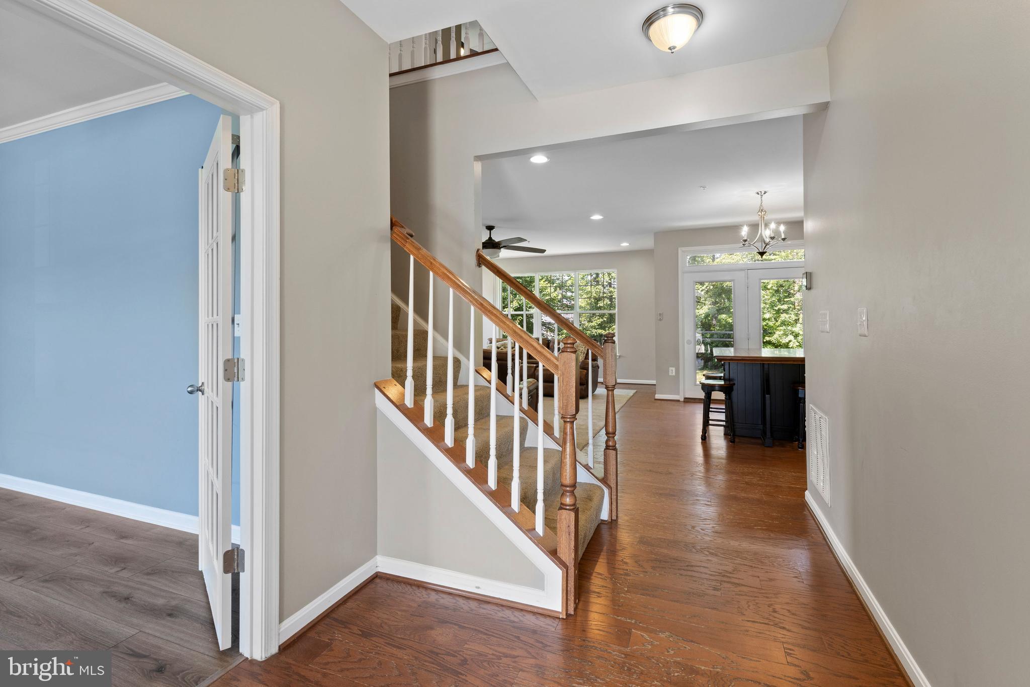 8194 COTTON MILL COURT