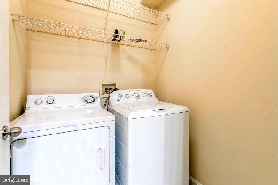 FITZ AT ROCKVILLE TOWN C - Residential