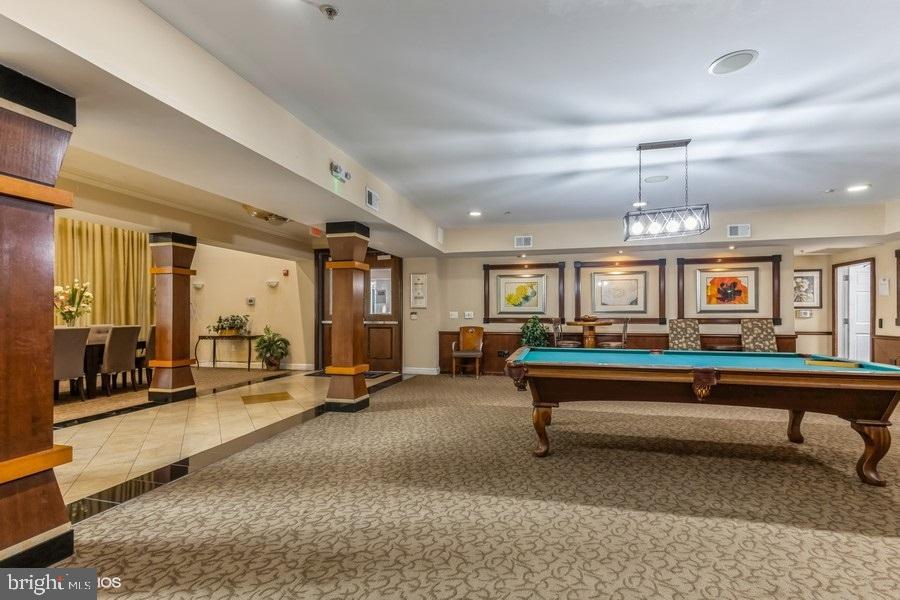 FITZ AT ROCKVILLE TOWN C - Residential