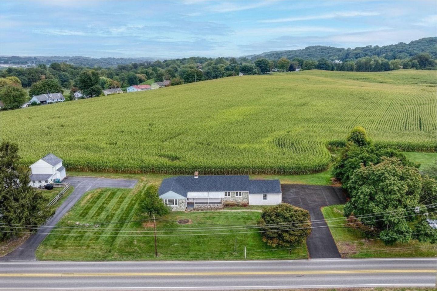 725 MARTICVILLE ROAD