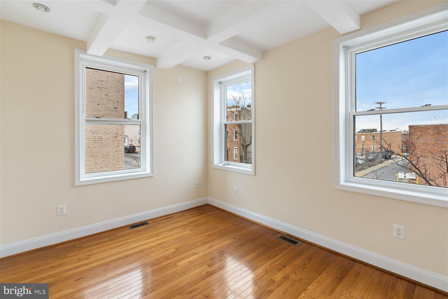 BUTCHER'S HILL - Residential