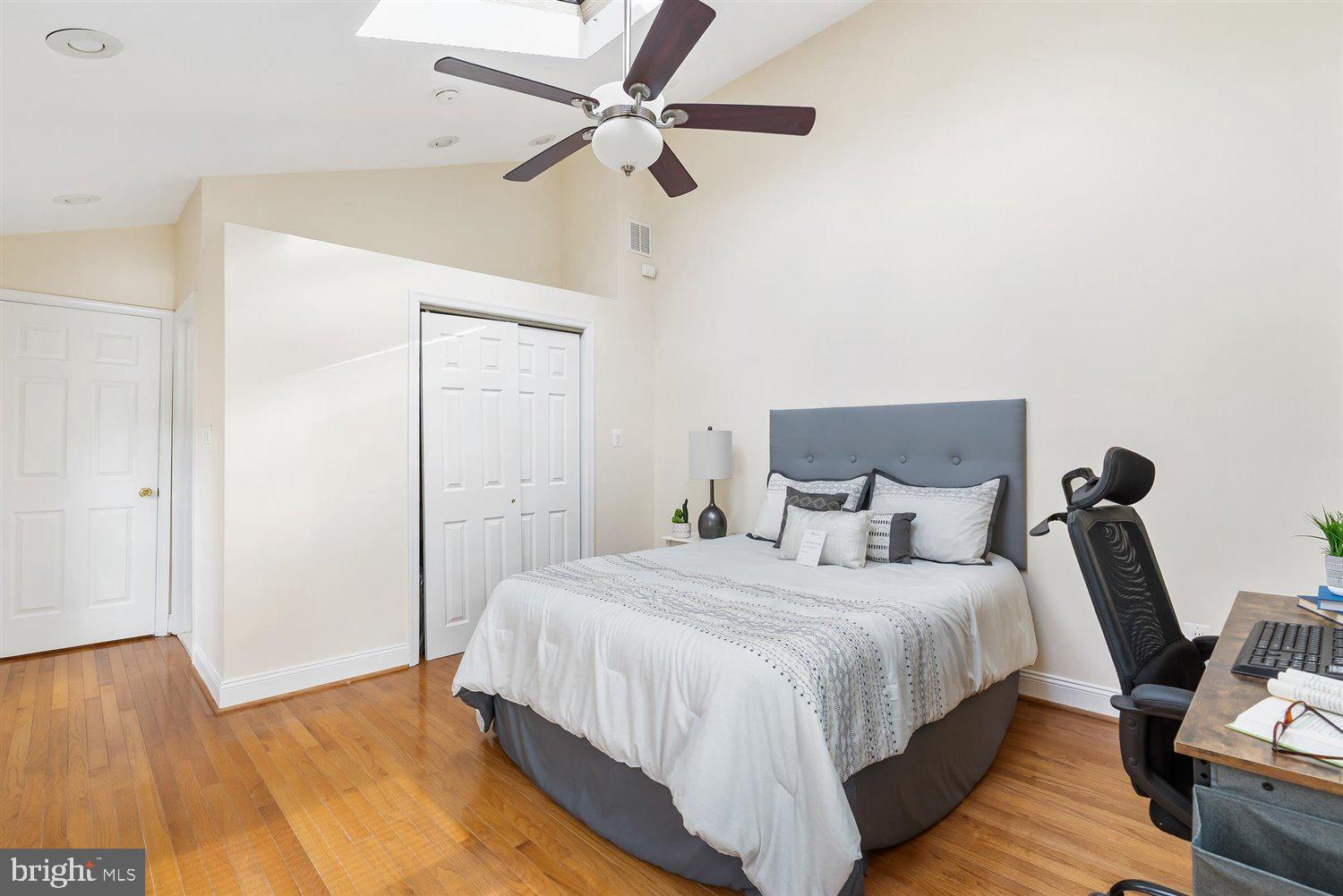 BUTCHER'S HILL - Residential