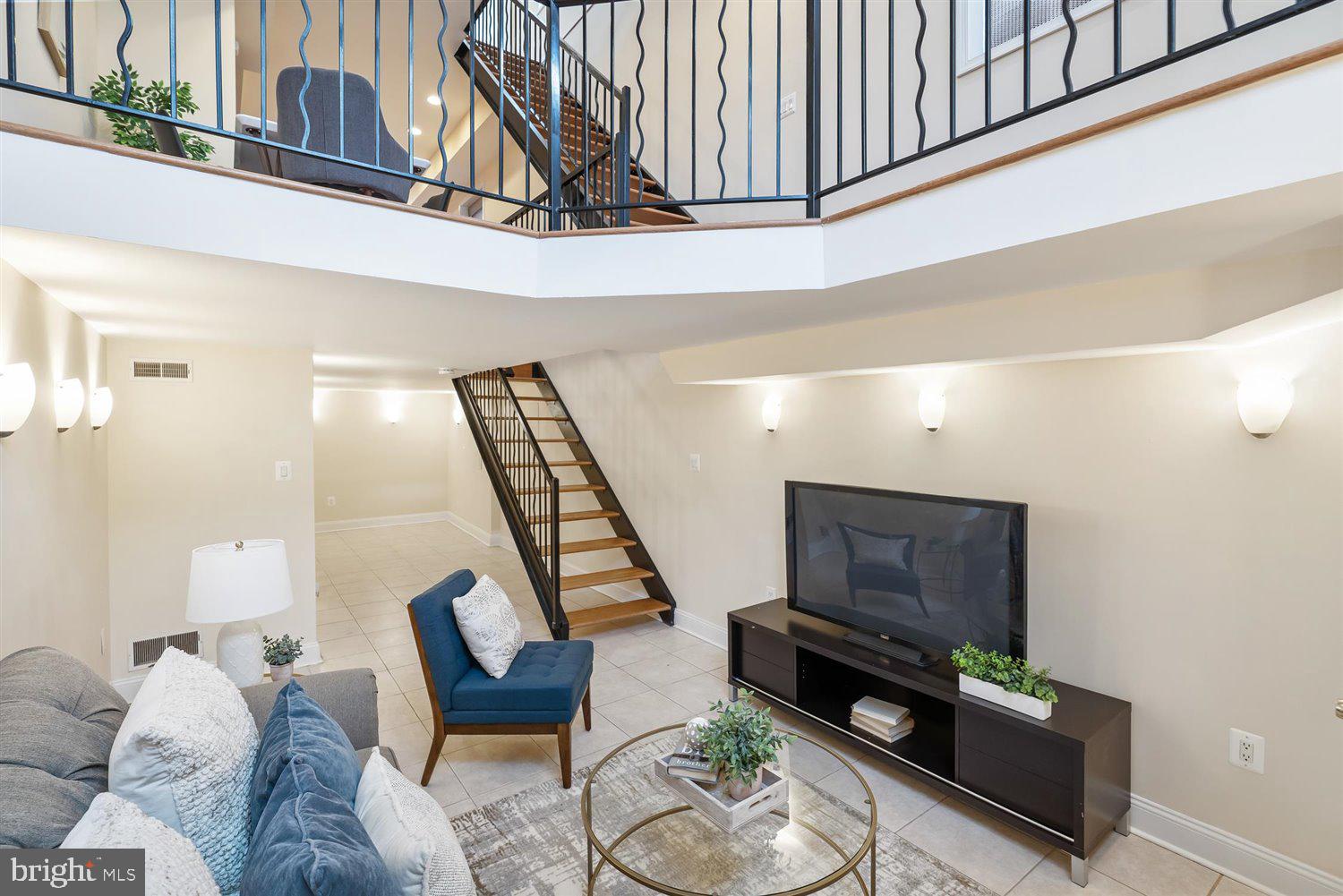 BUTCHER'S HILL - Residential