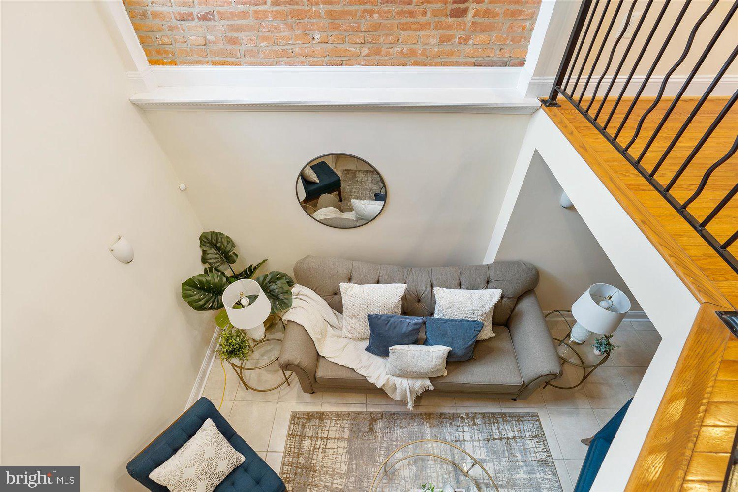 BUTCHER'S HILL - Residential