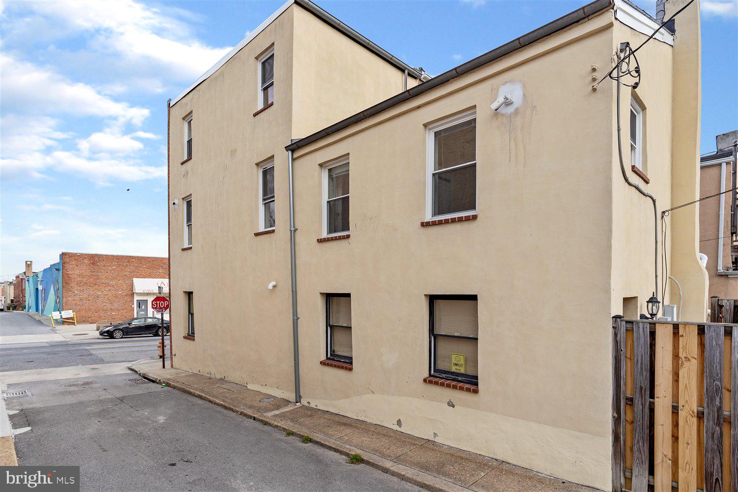 BUTCHER'S HILL - Residential