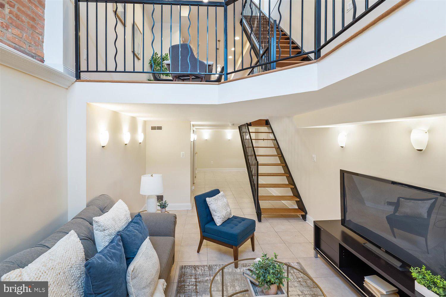 BUTCHER'S HILL - Residential